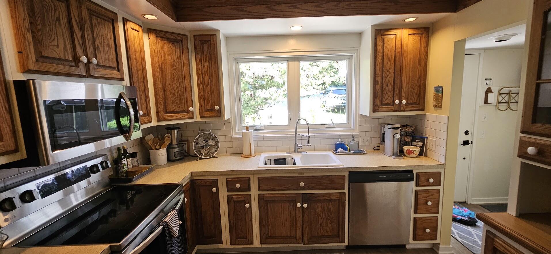 2405 Lakefront Drive Holland MI 49424