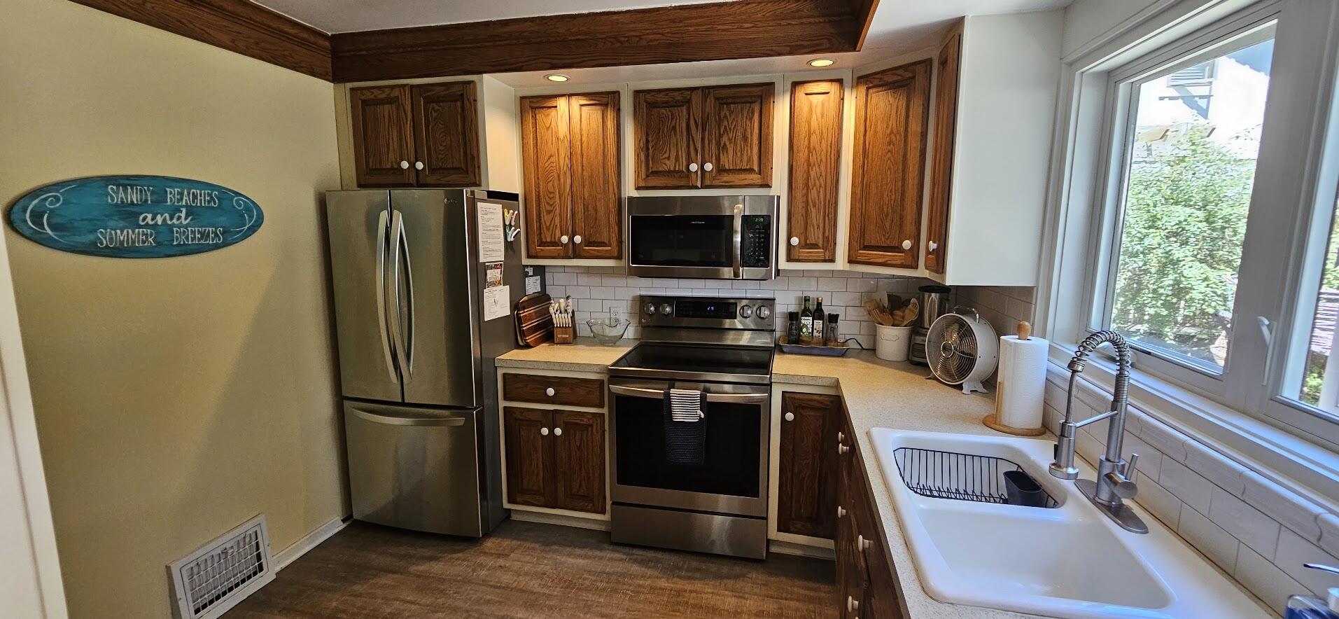2405 Lakefront Drive Holland MI 49424