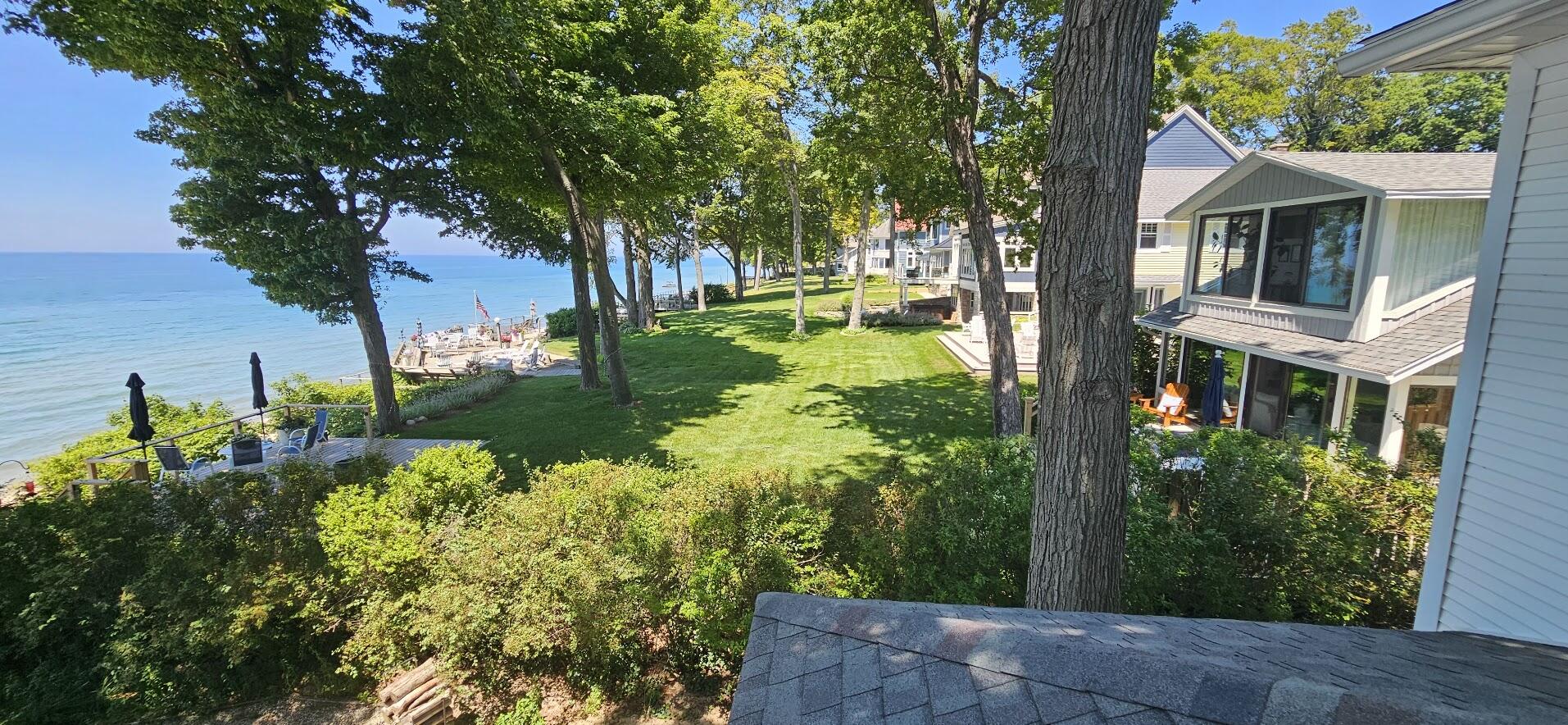 2405 Lakefront Drive Holland MI 49424