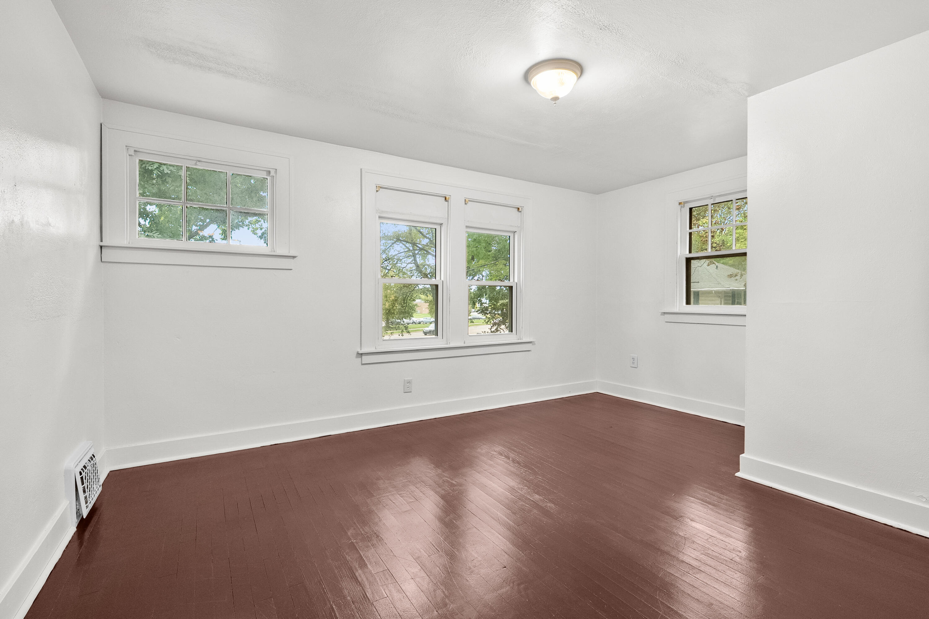 3743 Gull Road Kalamazoo MI 49048