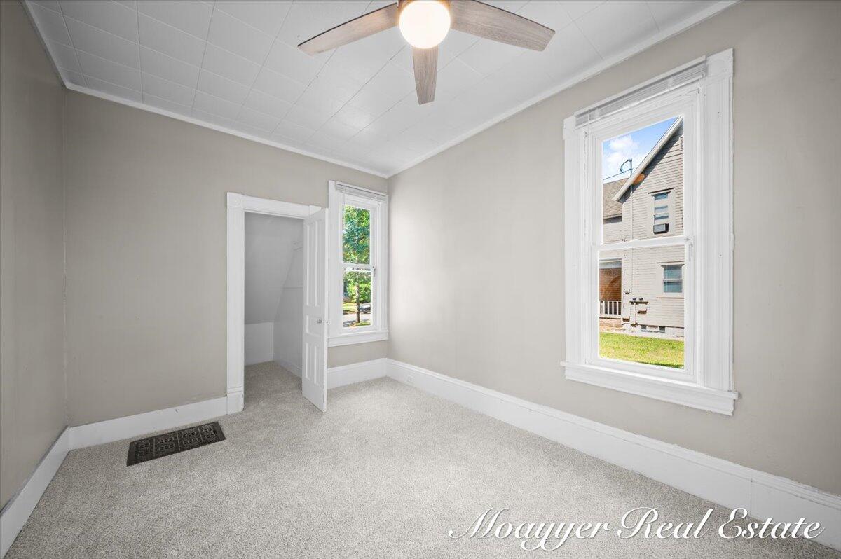 1108 Muskegon Avenue NW Grand Rapids MI 49504