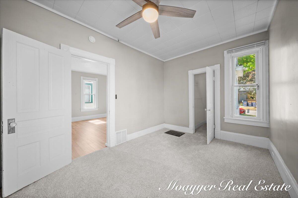 1108 Muskegon Avenue NW Grand Rapids MI 49504