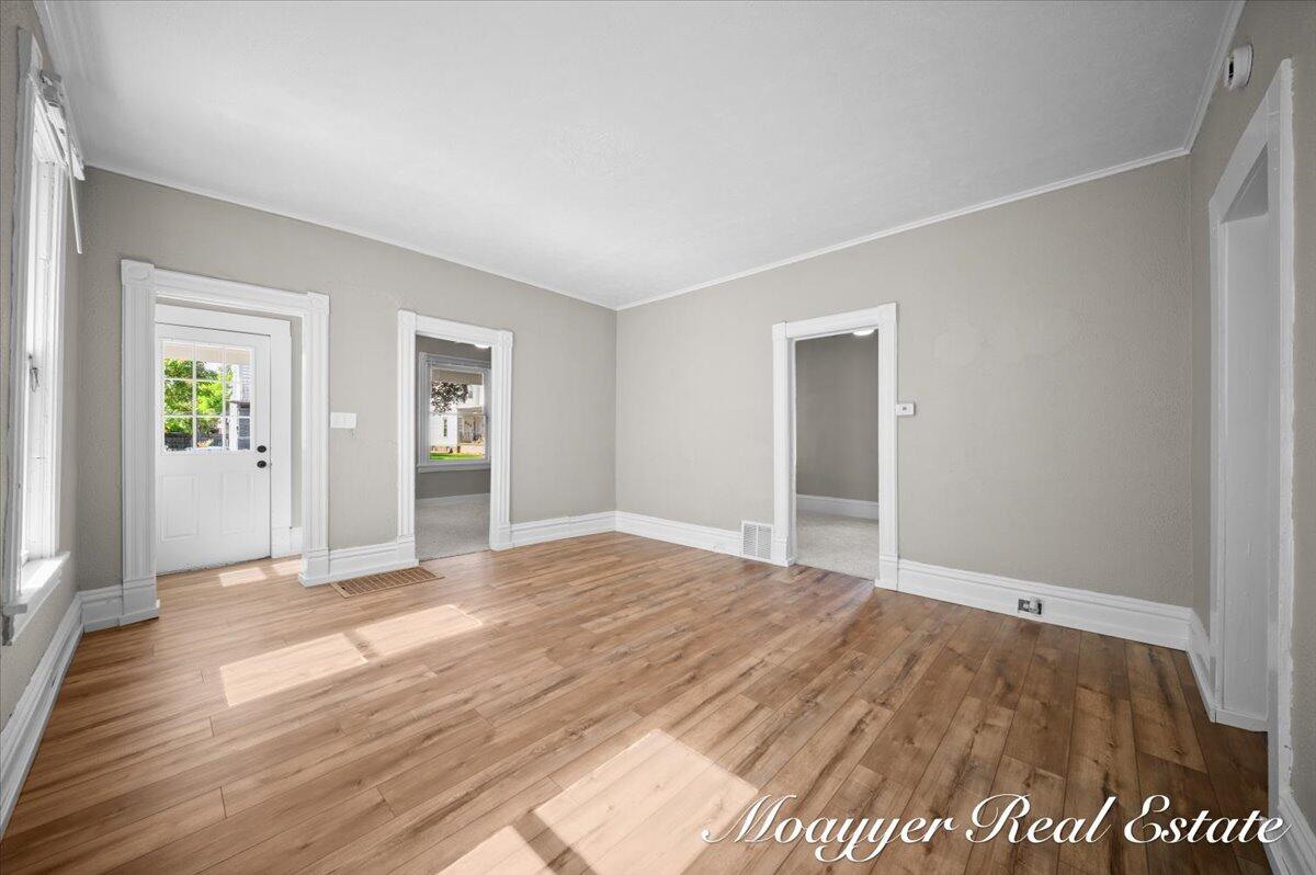 1108 Muskegon Avenue NW Grand Rapids MI 49504
