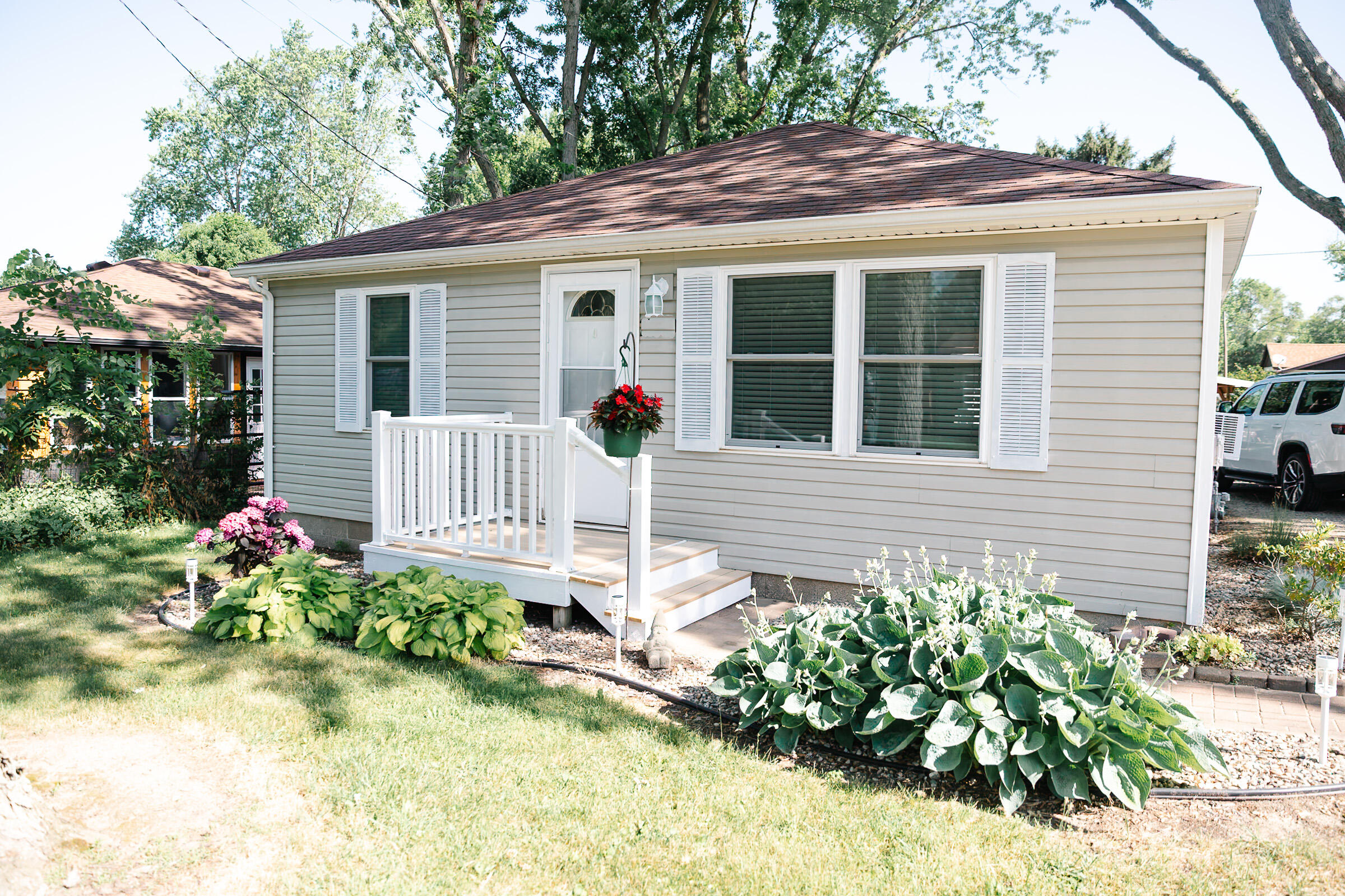 7279 Sylvester Coloma MI 49038