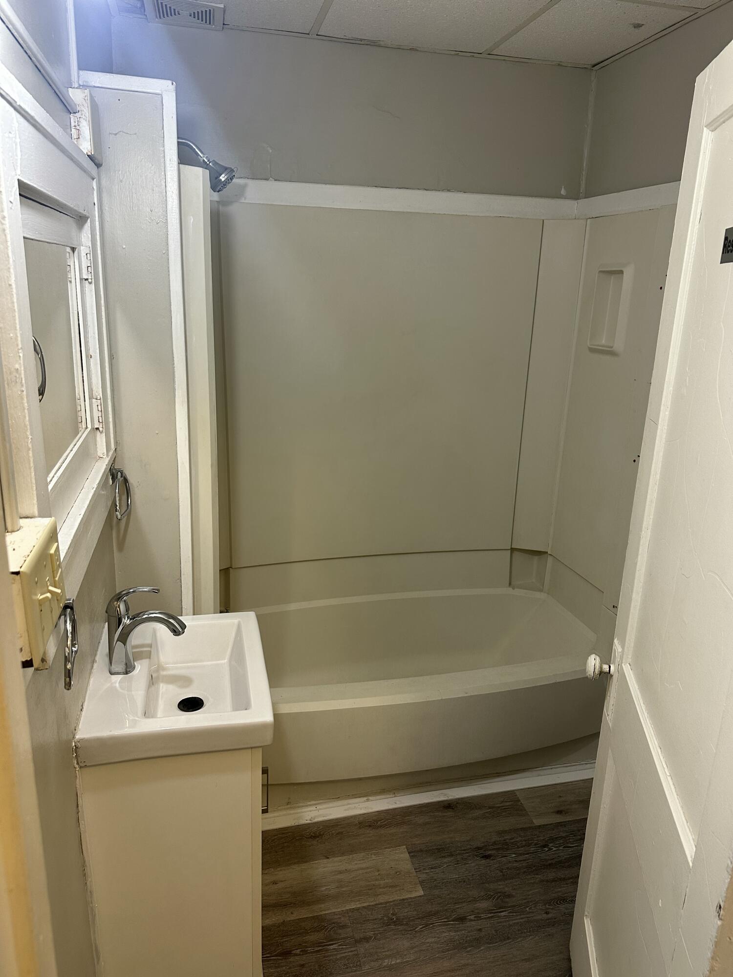 3427 W Michigan Avenue Kalamazoo MI 49006