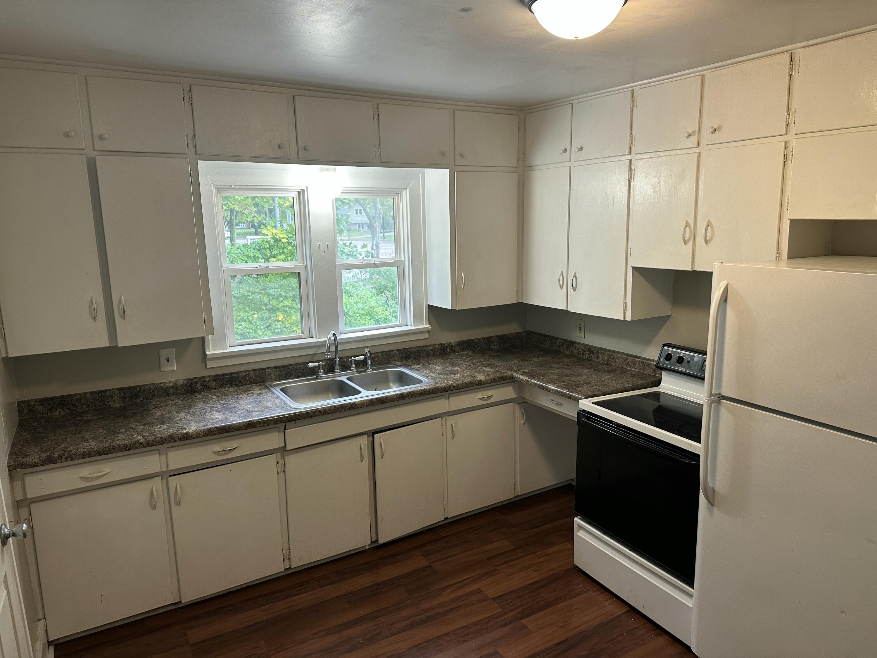 3427 W Michigan Avenue Kalamazoo MI 49006