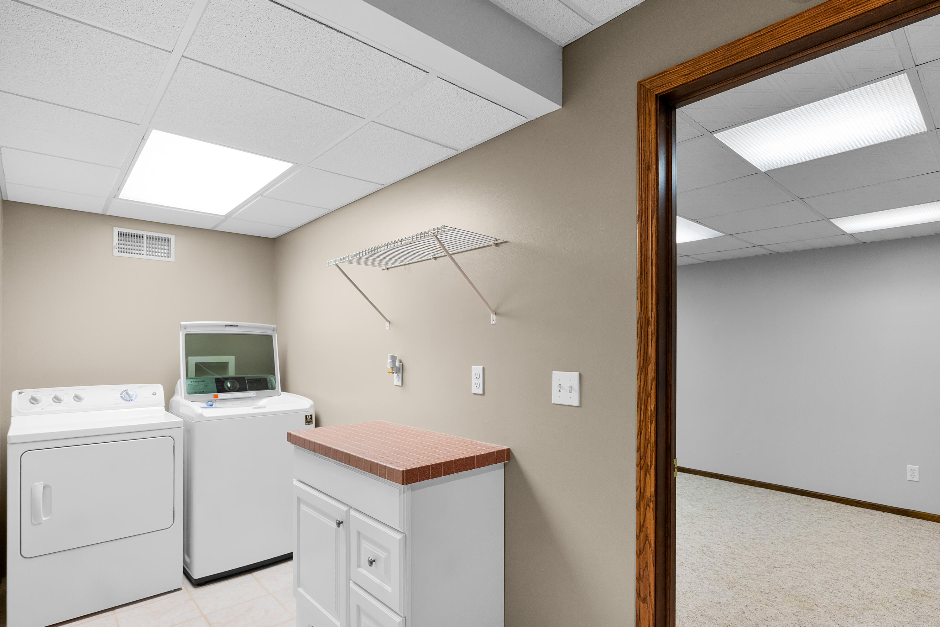 1757 4th Street NW Grand Rapids MI 49504