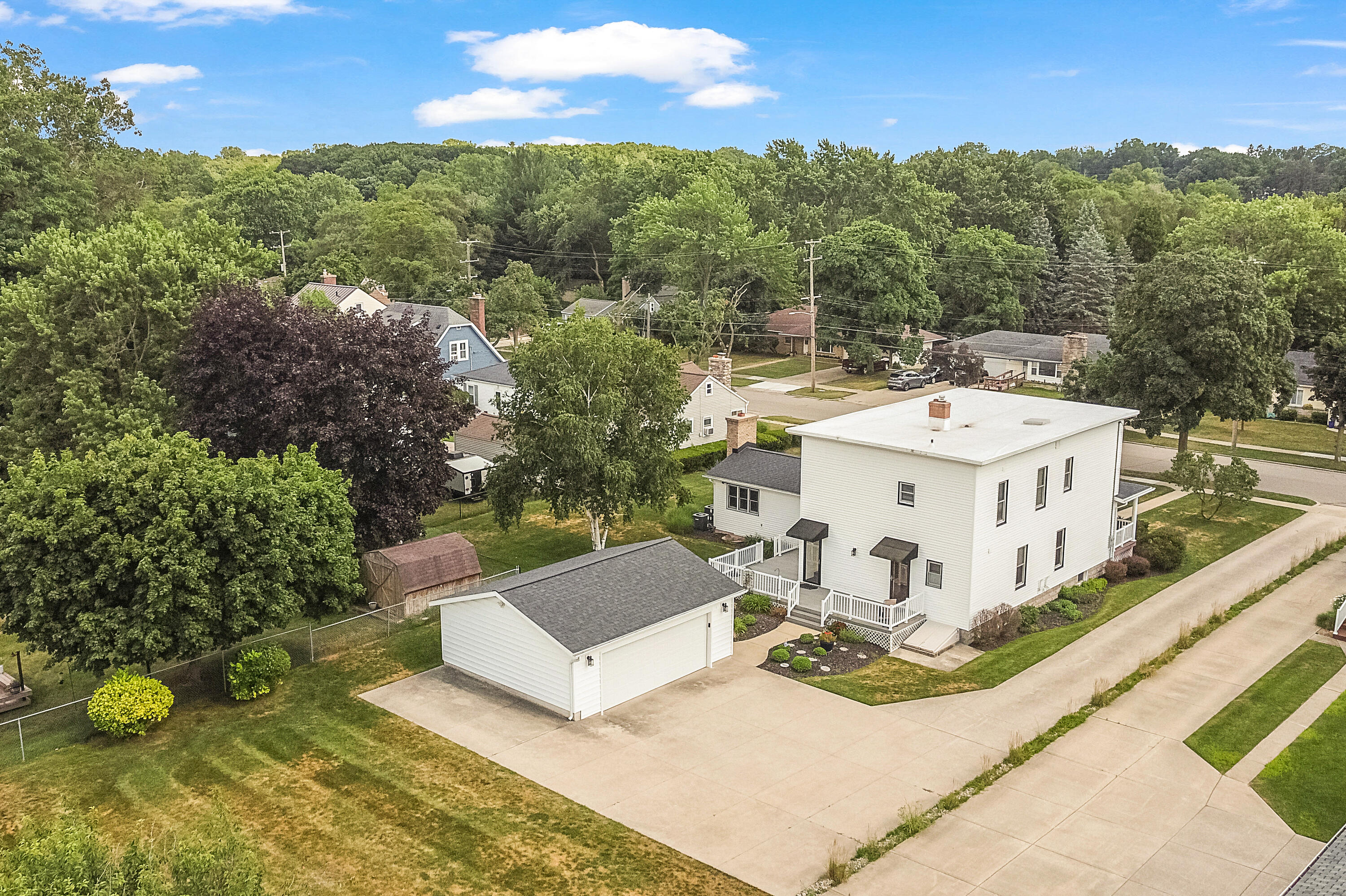 1757 4th Street NW Grand Rapids MI 49504