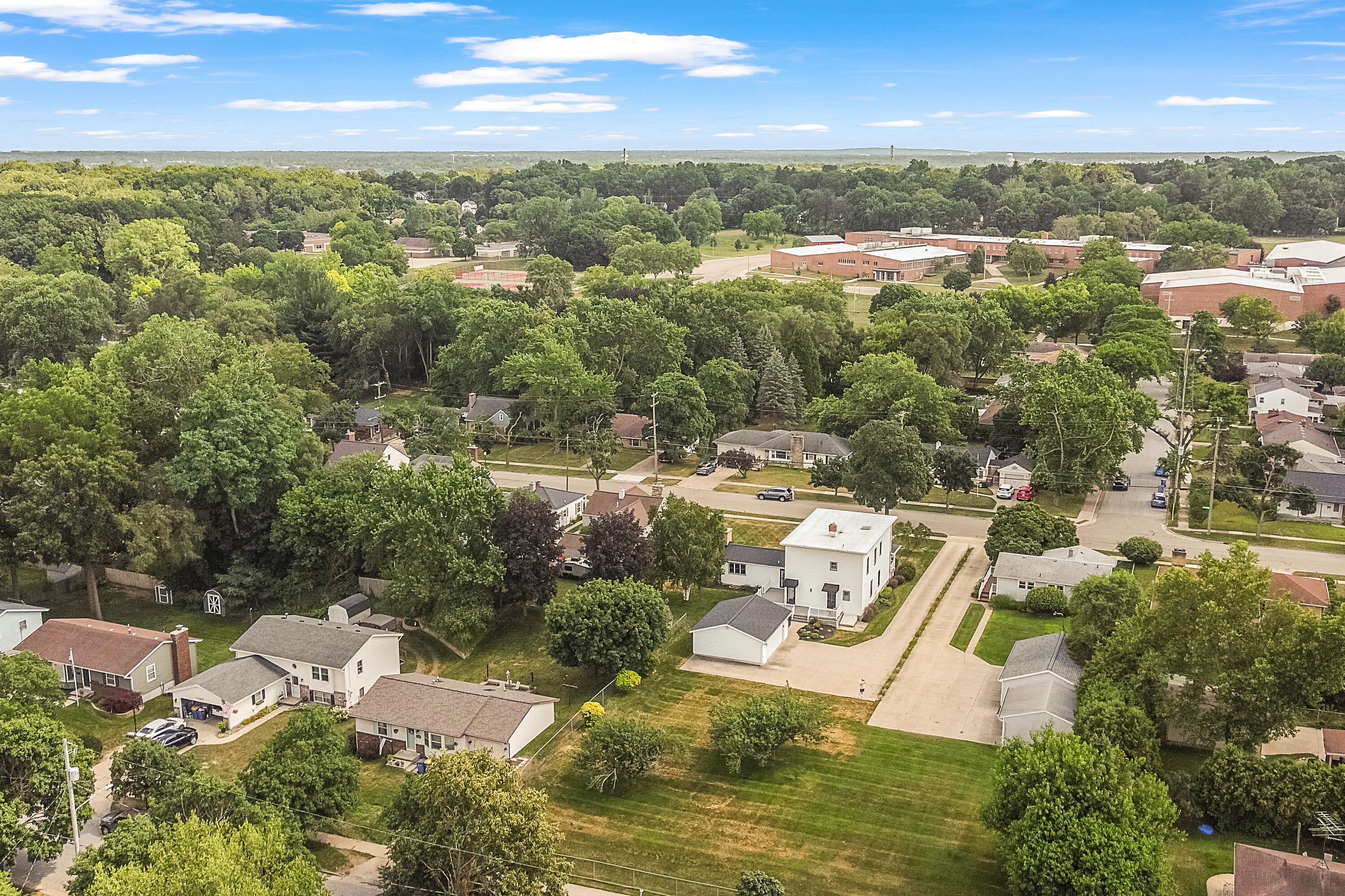 1757 4th Street NW Grand Rapids MI 49504