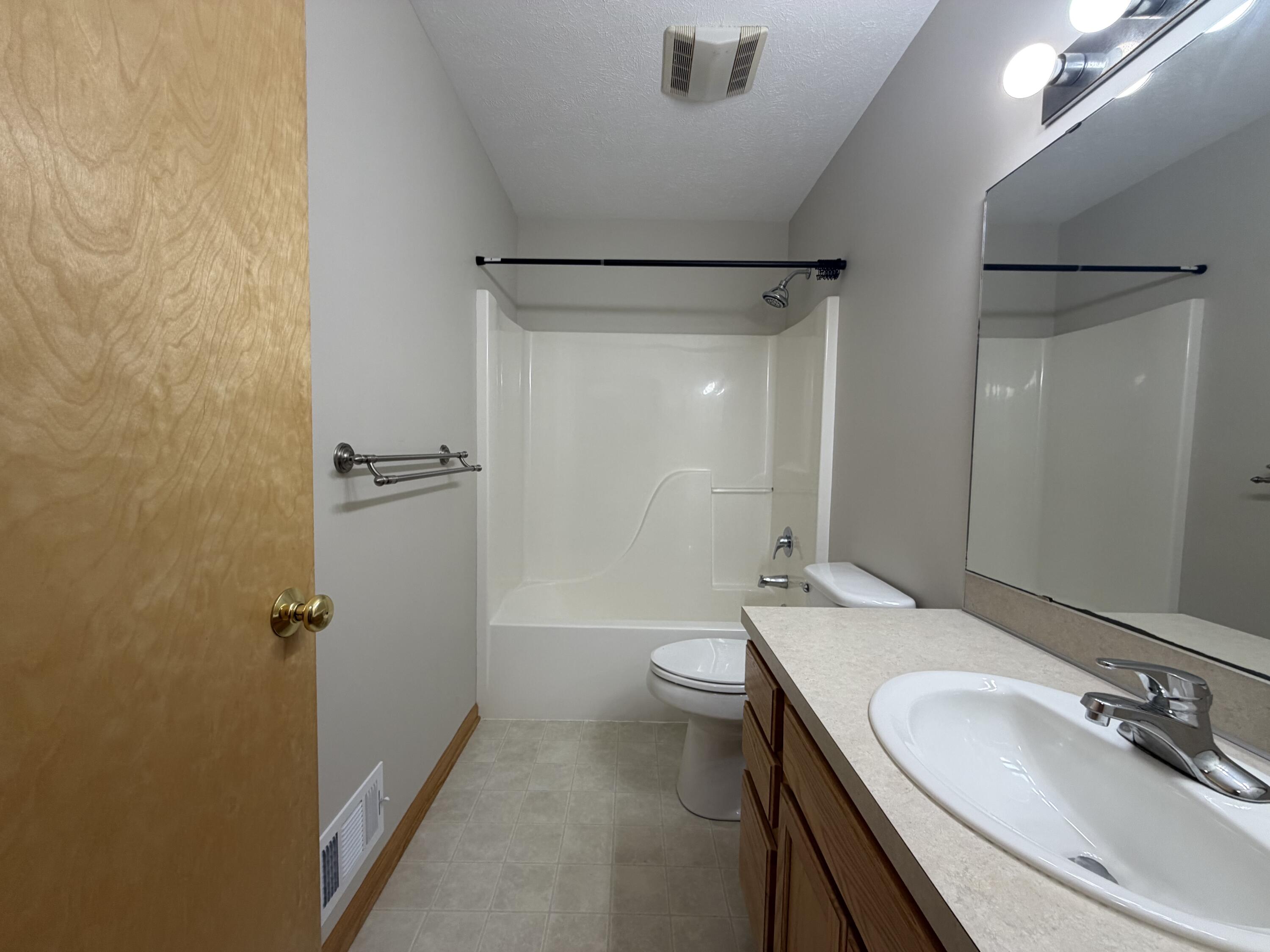 122 Summit Drive Allegan MI 49010