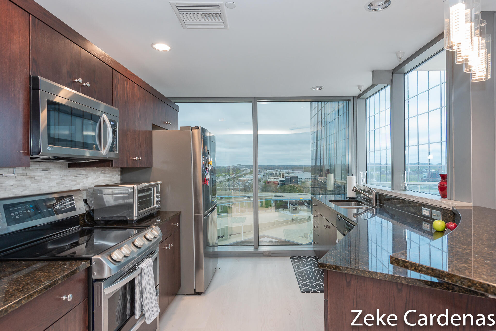 335 Bridge Street NW Grand Rapids MI 49504