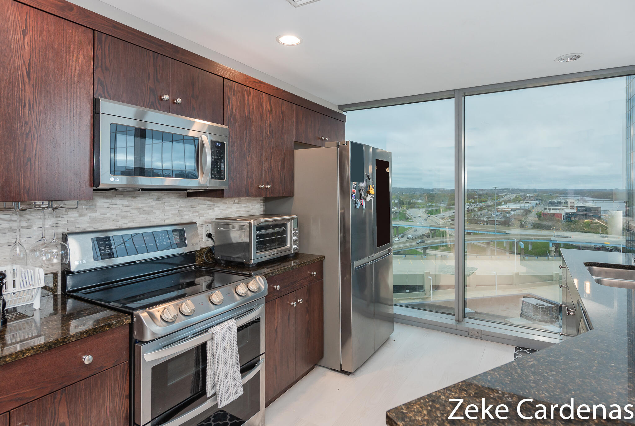 335 Bridge Street NW Grand Rapids MI 49504