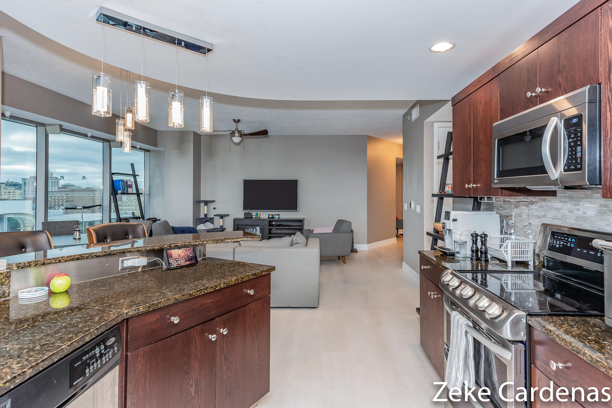 335 Bridge Street NW Grand Rapids MI 49504