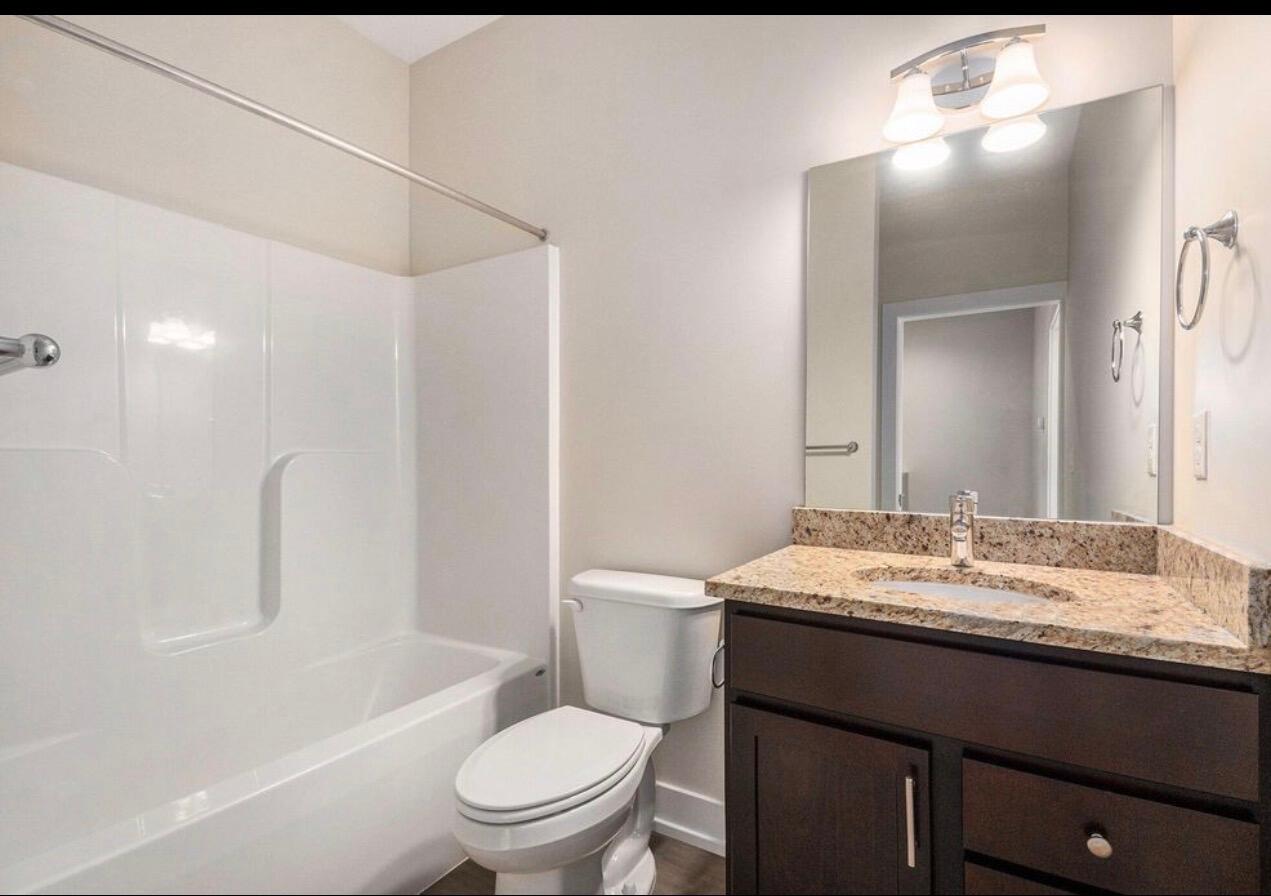 6028 Port View Drive SE Grand Rapids MI 49512