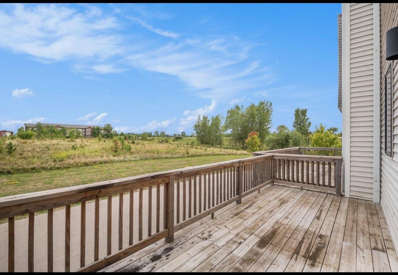 6028 Port View Drive SE Grand Rapids MI 49512
