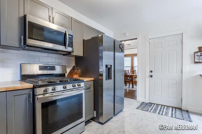 306 Valley Avenue NW Grand Rapids MI 49504