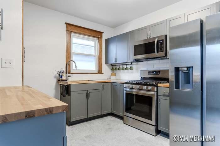 306 Valley Avenue NW Grand Rapids MI 49504