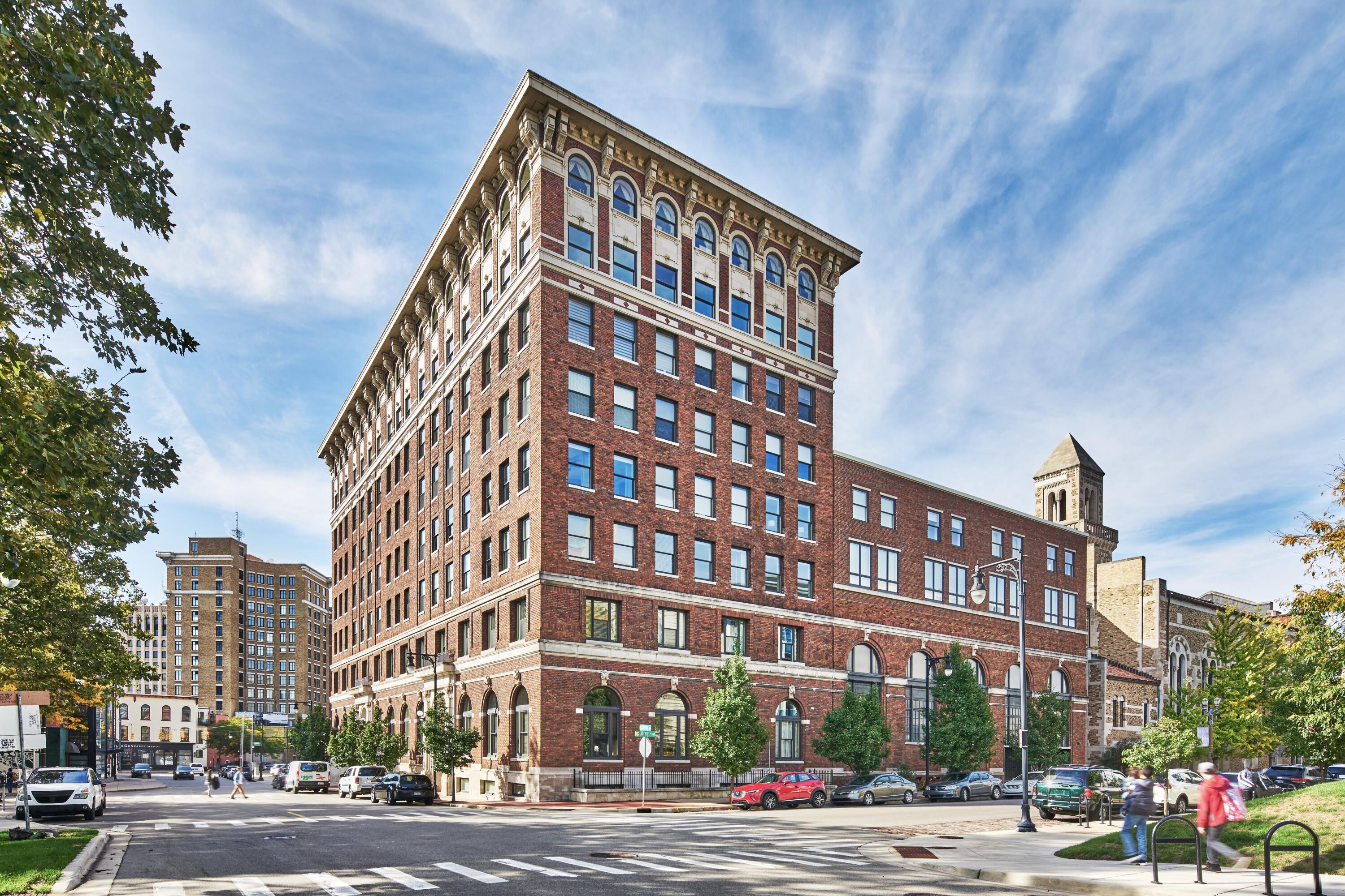 27 Library Street NE Grand Rapids MI 49503