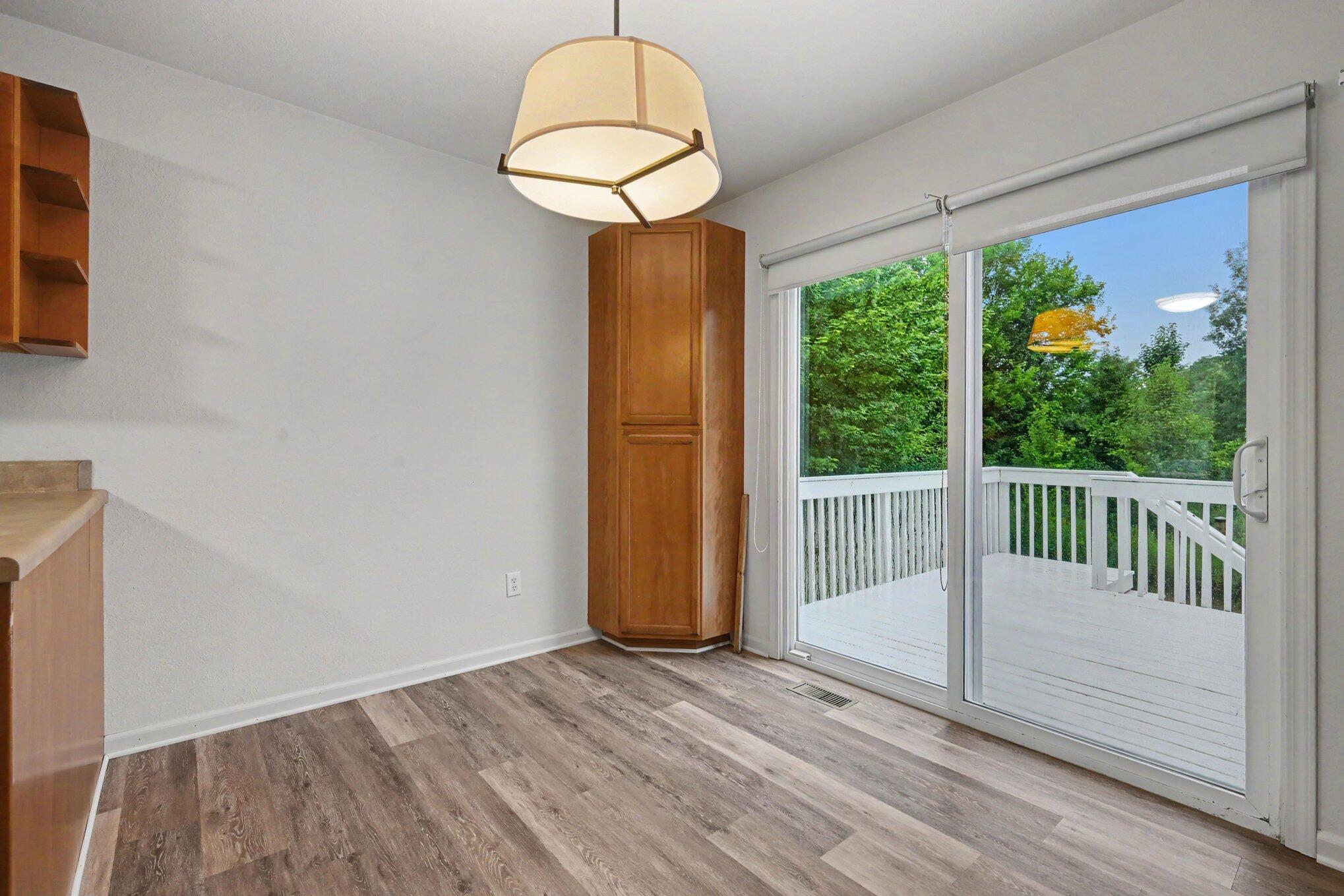 352 Laurel Wood Street Kalamazoo MI 49009
