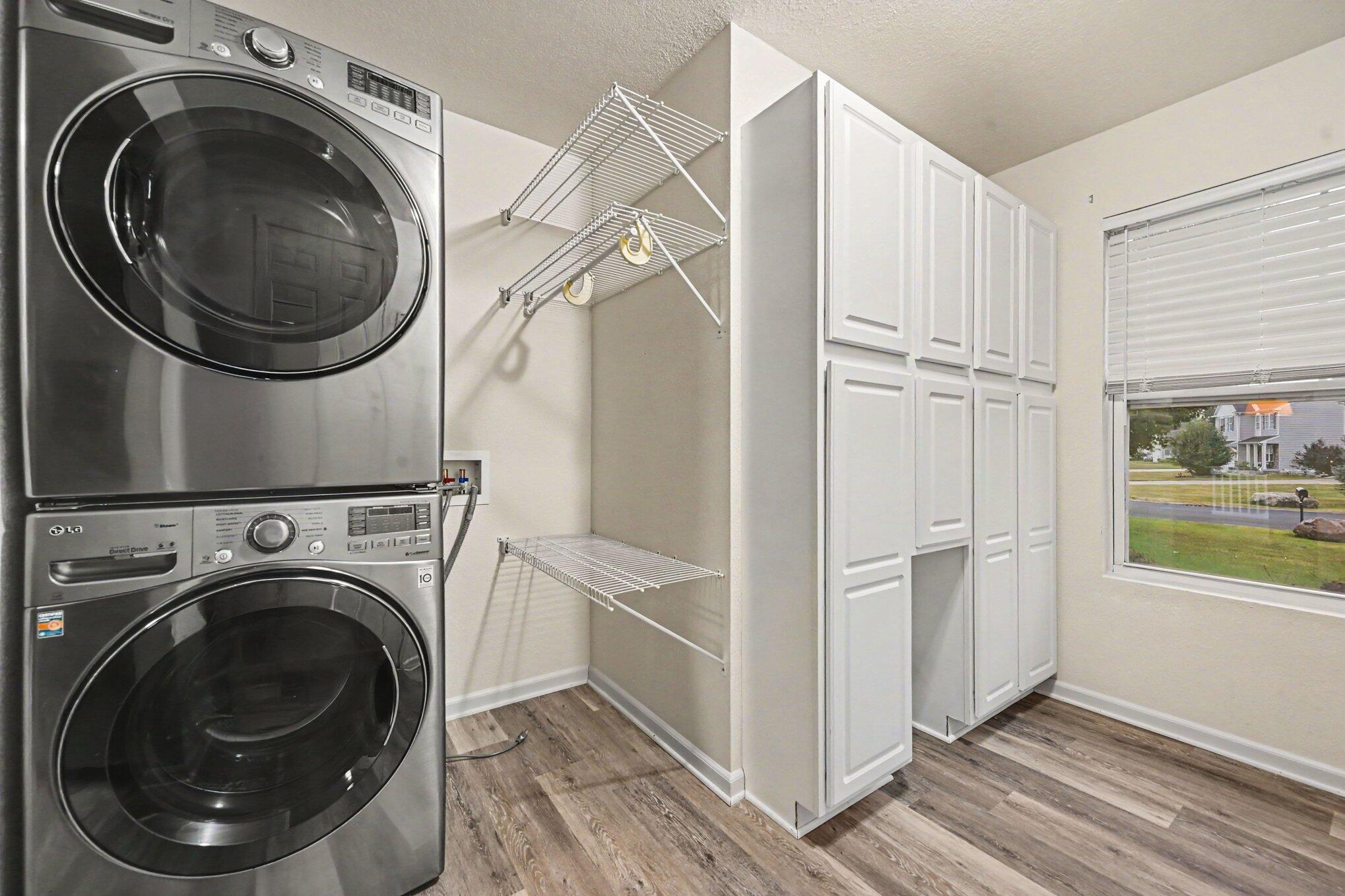 352 Laurel Wood Street Kalamazoo MI 49009