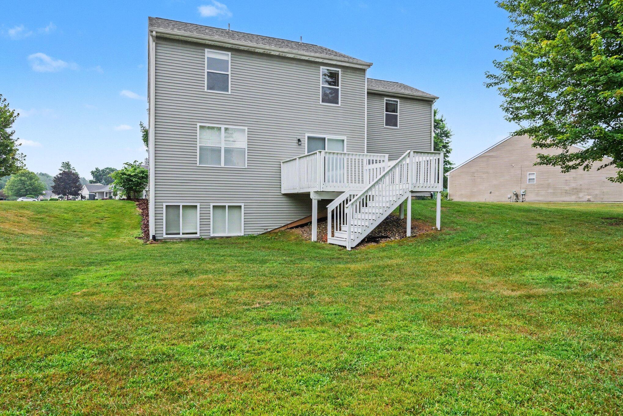 352 Laurel Wood Street Kalamazoo MI 49009