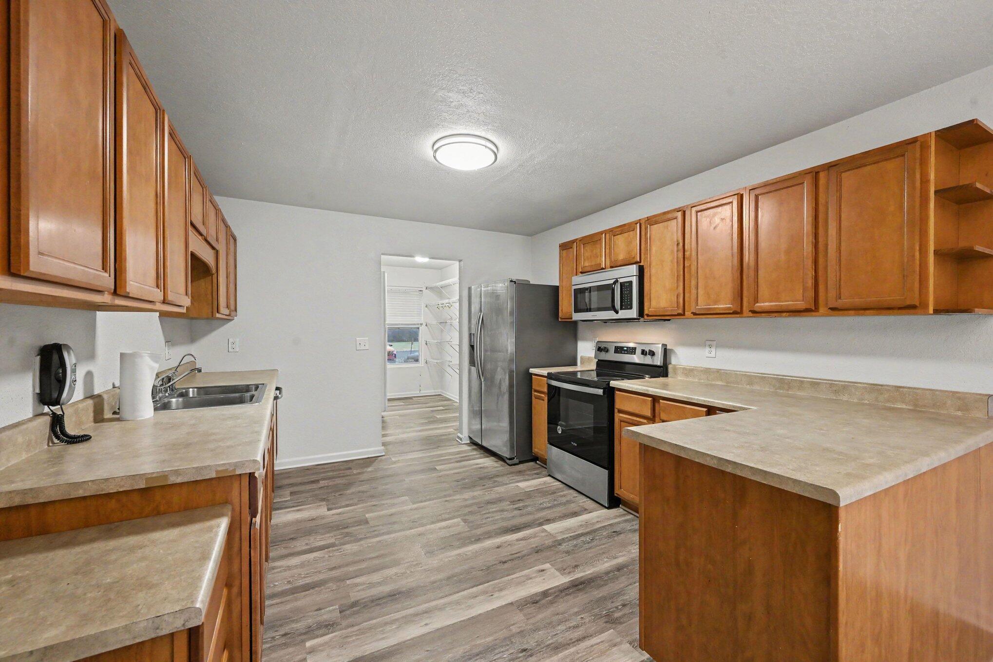 352 Laurel Wood Street Kalamazoo MI 49009
