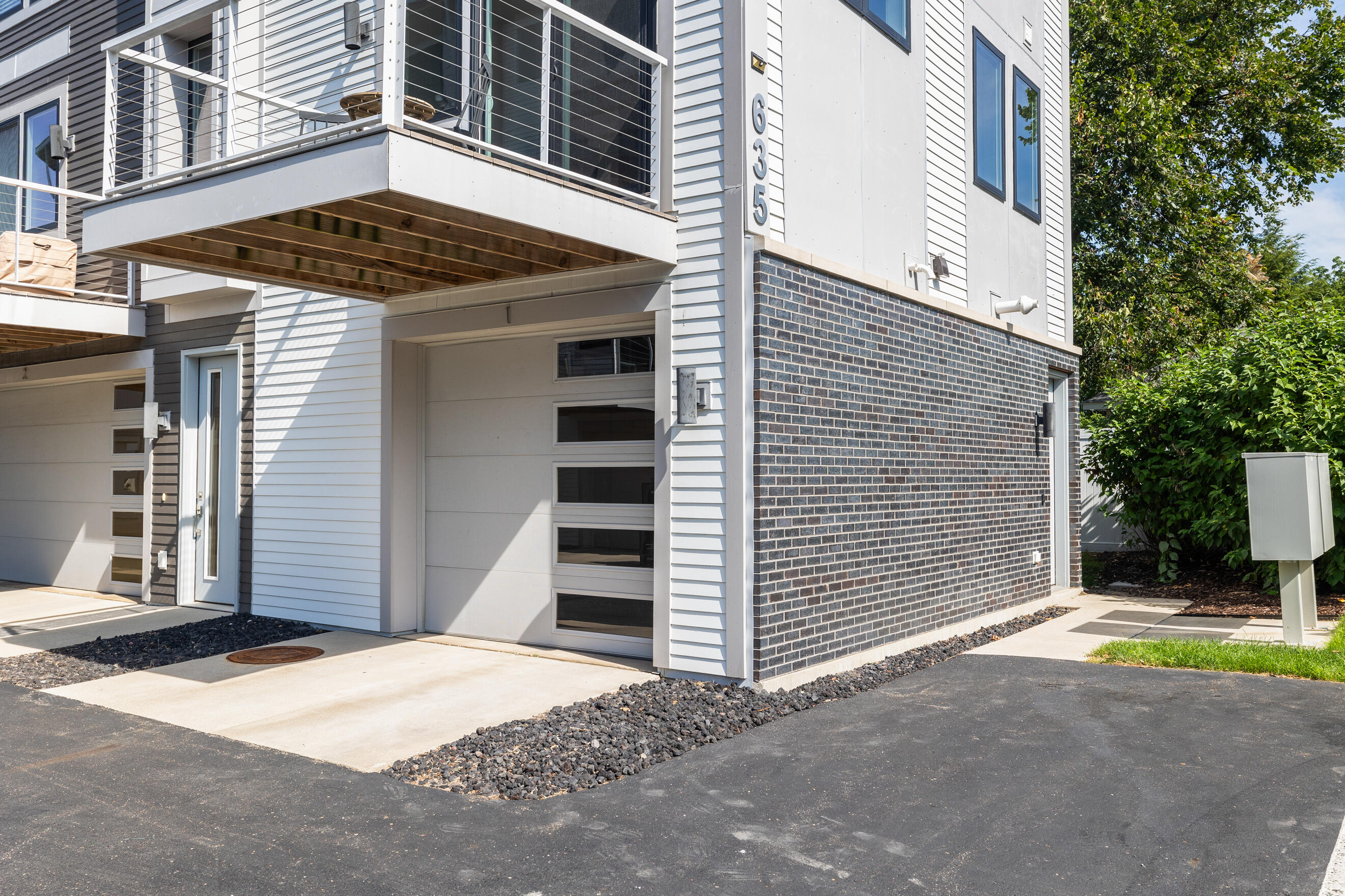 635 Fairview Avenue NE Grand Rapids MI 49503