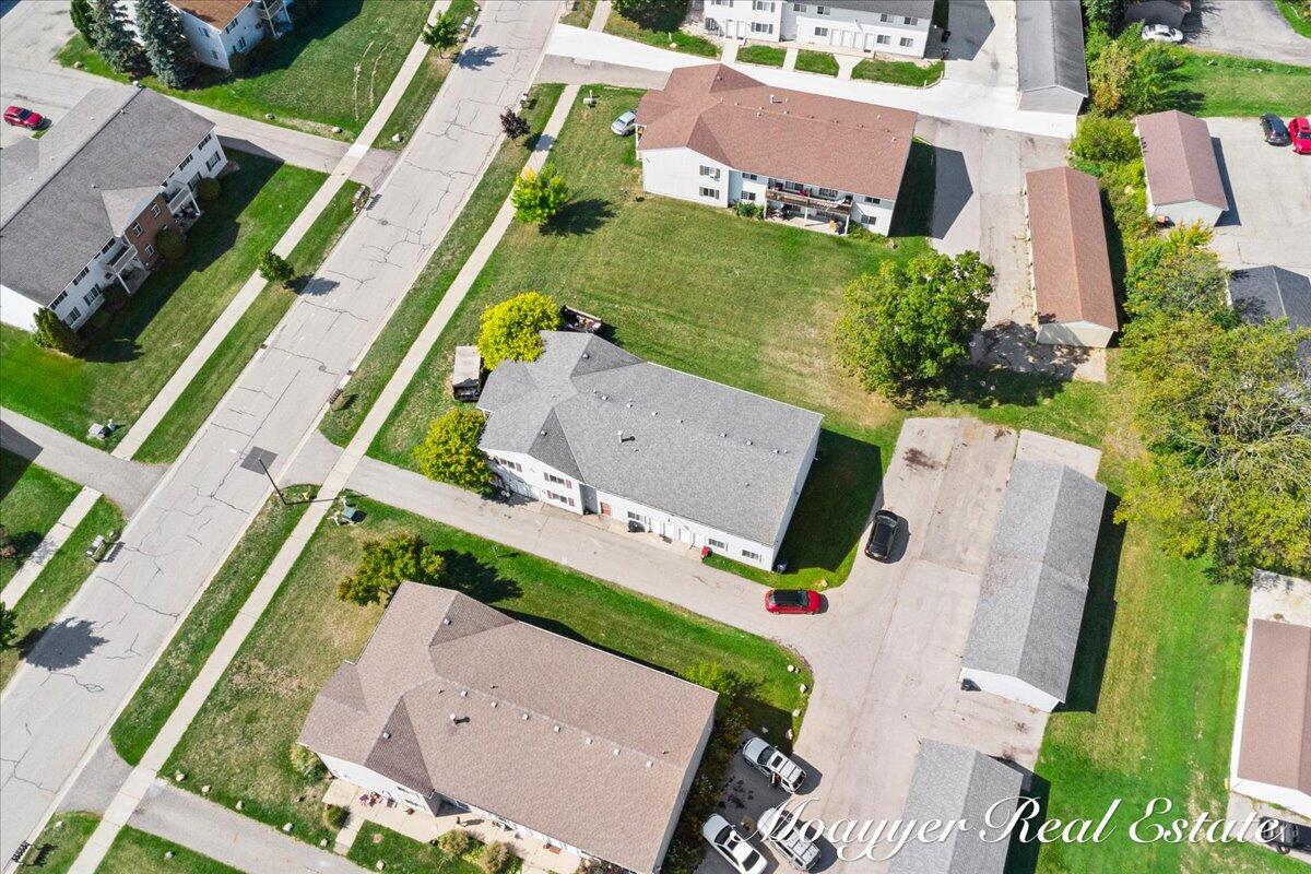 1051 Abbey Court Holland MI 49423