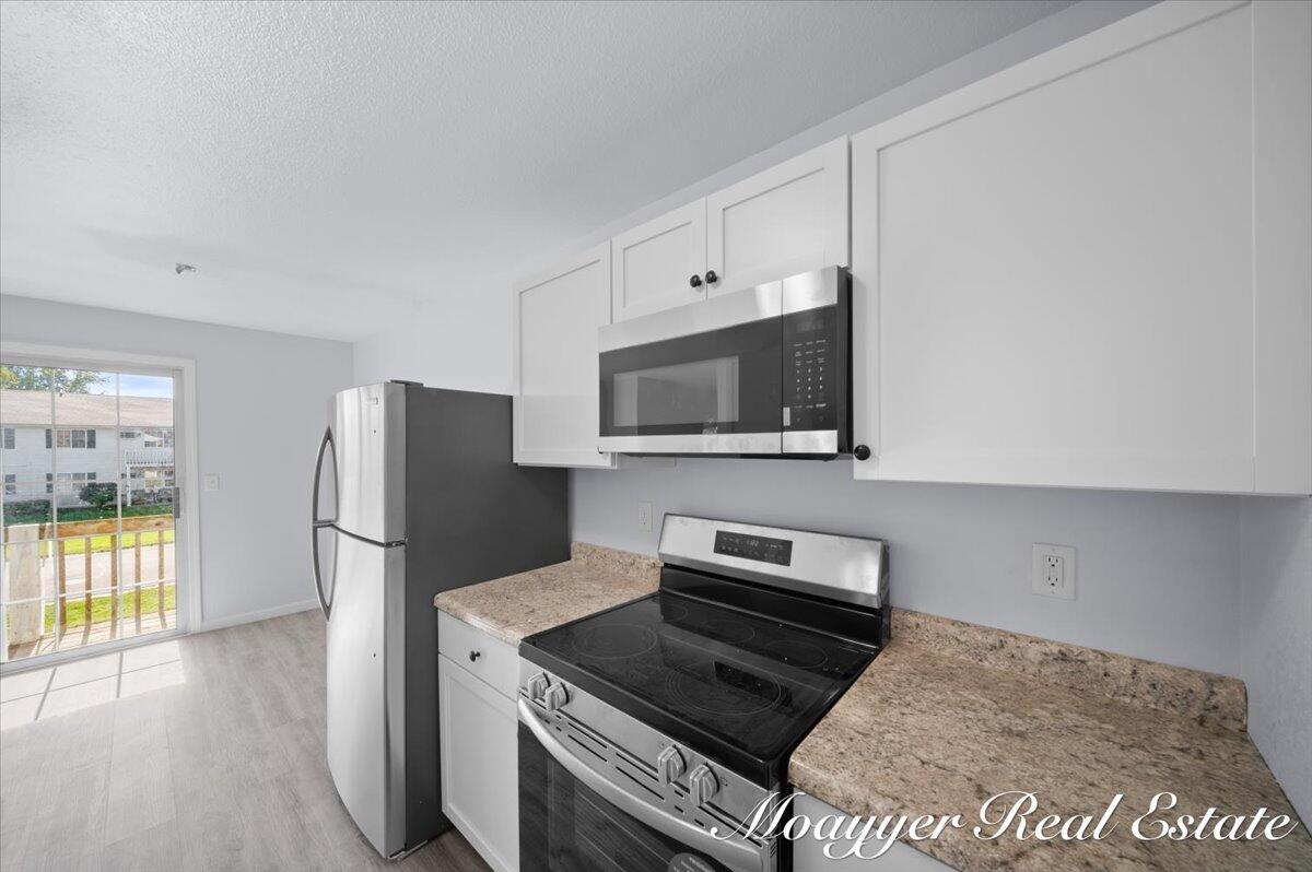1051 Abbey Court Holland MI 49423