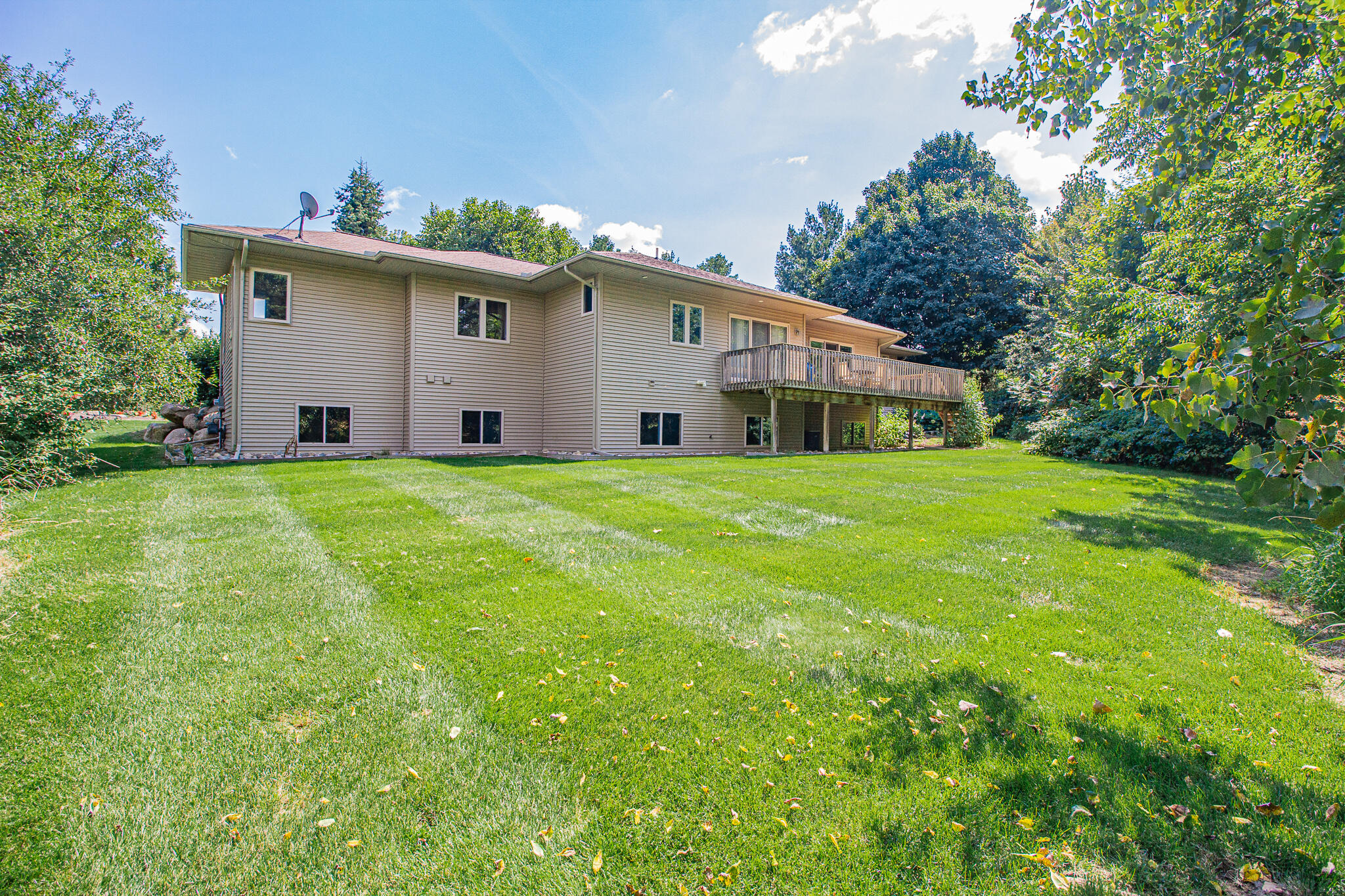 305 Jodie Court NW Grand Rapids MI 49534