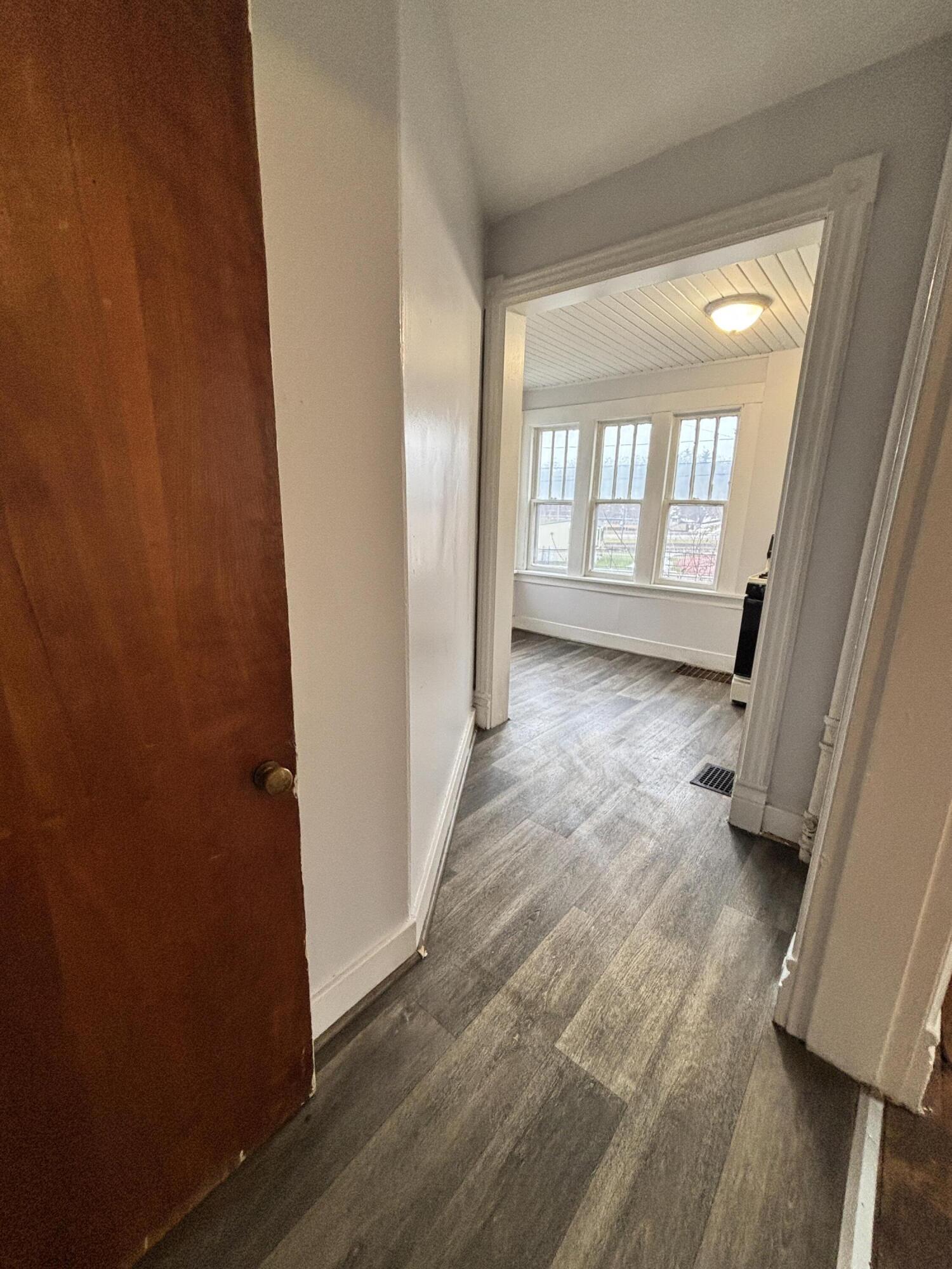1404 W Michigan Avenue Kalamazoo MI 49006