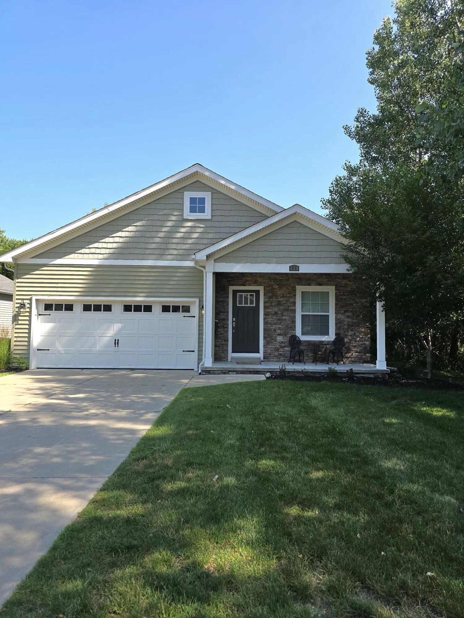 418 W Ellen Street Fenton MI 48430