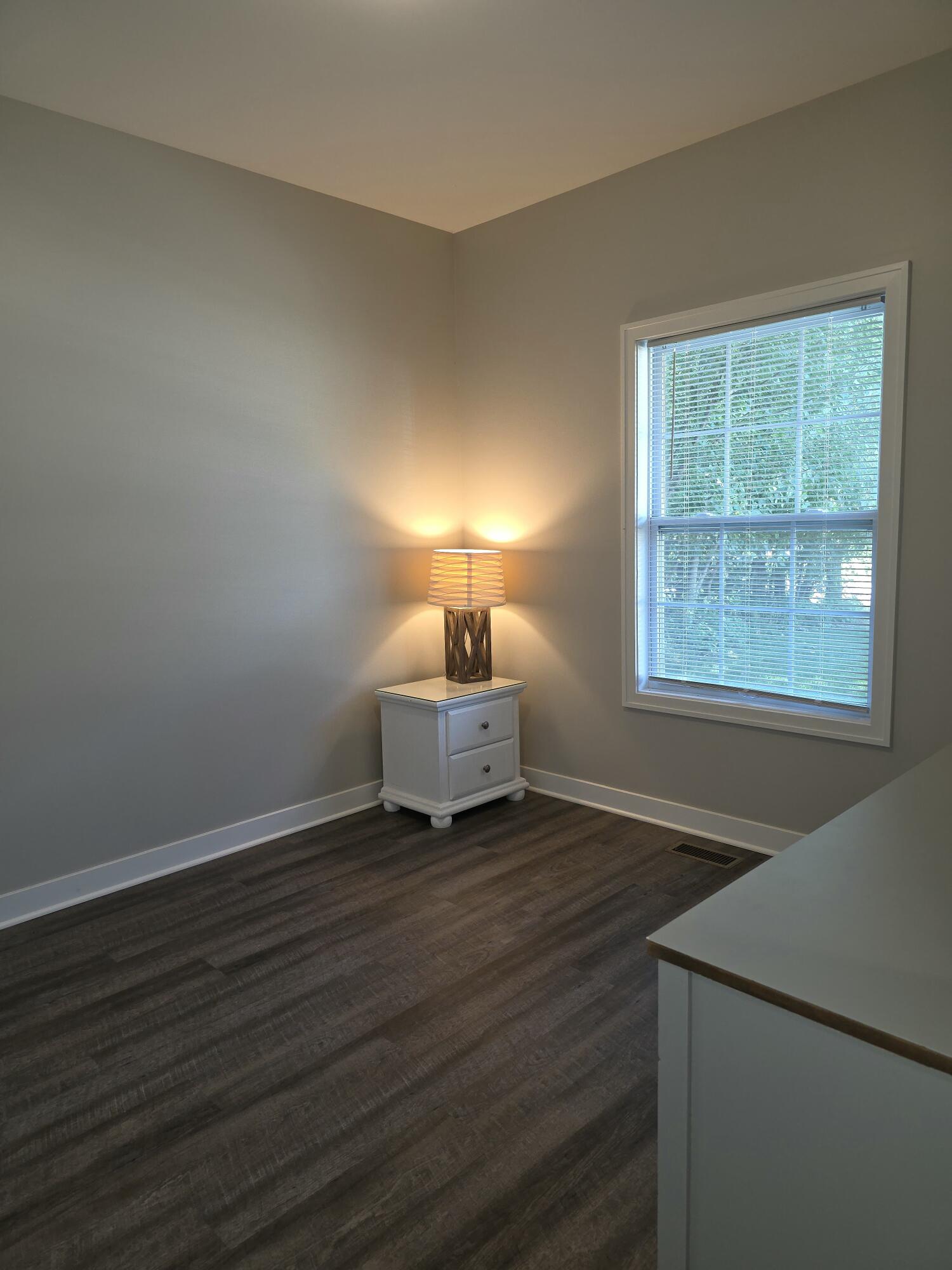 418 W Ellen Street Fenton MI 48430