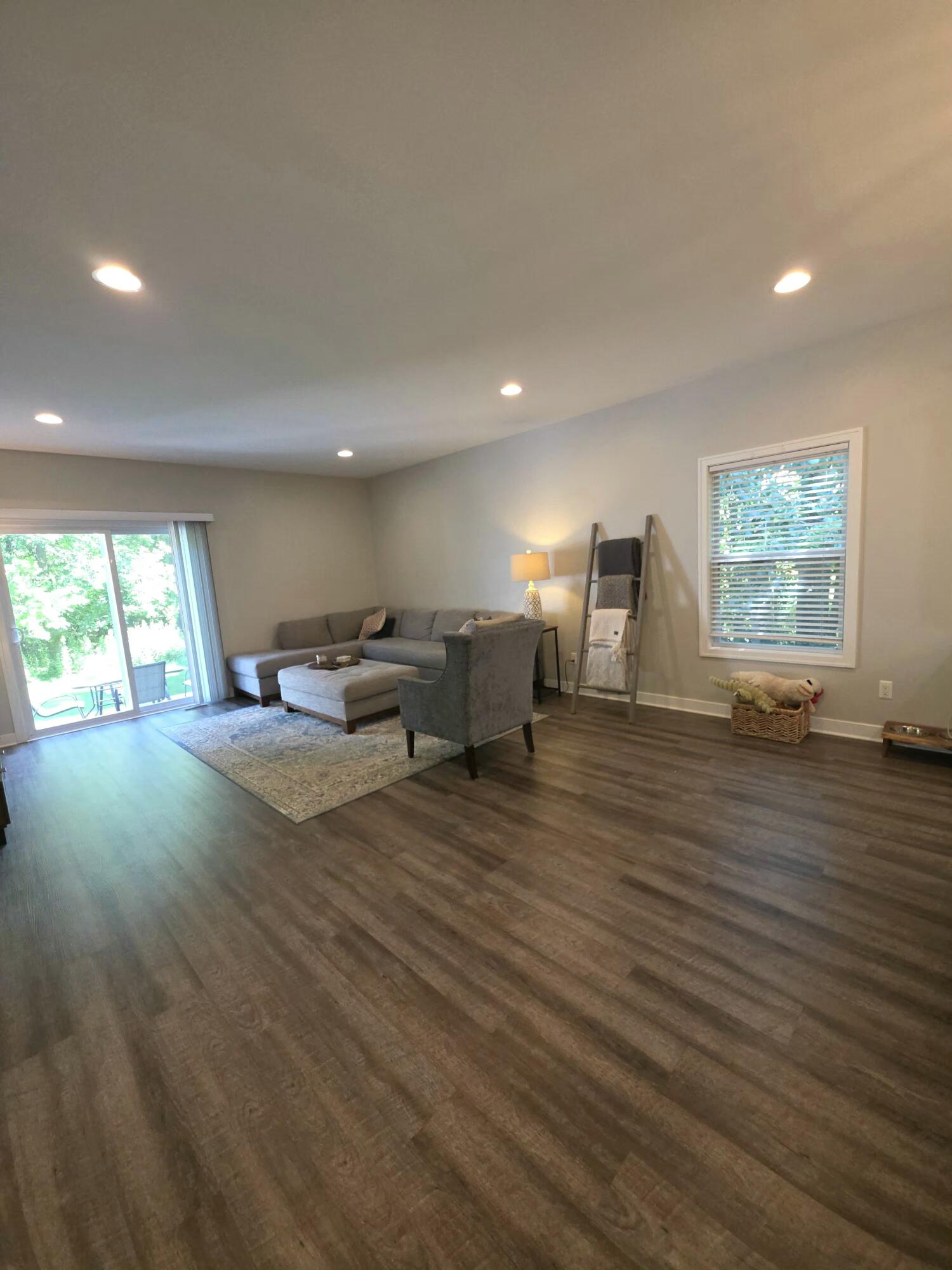 418 W Ellen Street Fenton MI 48430