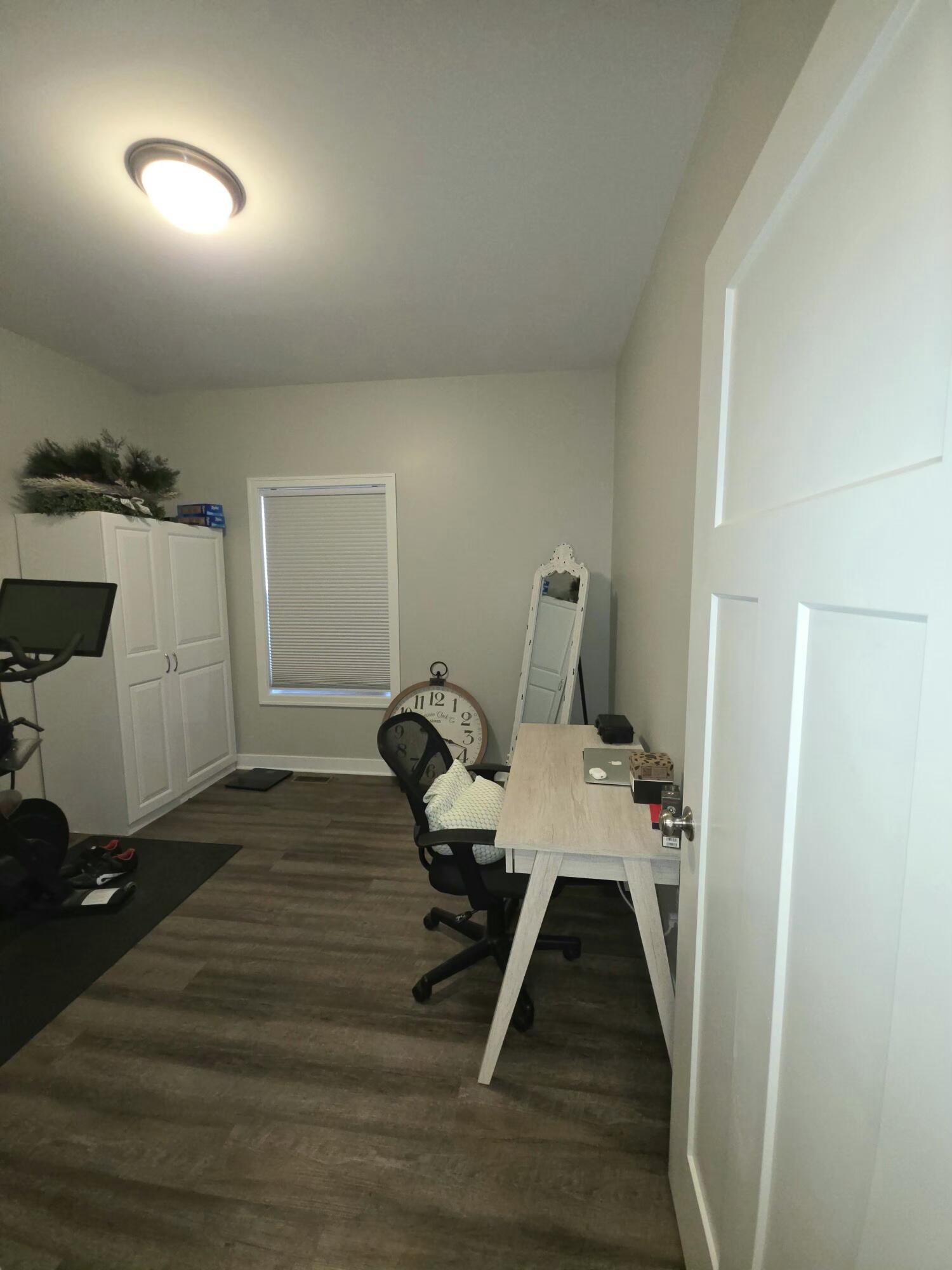 418 W Ellen Street Fenton MI 48430