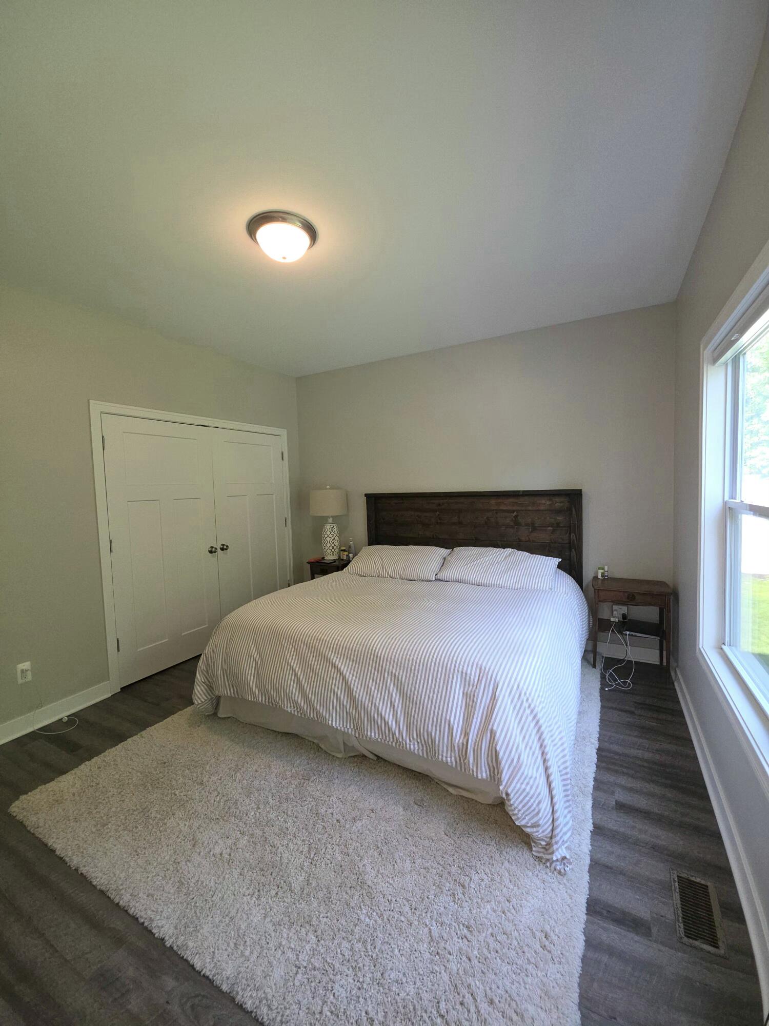 418 W Ellen Street Fenton MI 48430