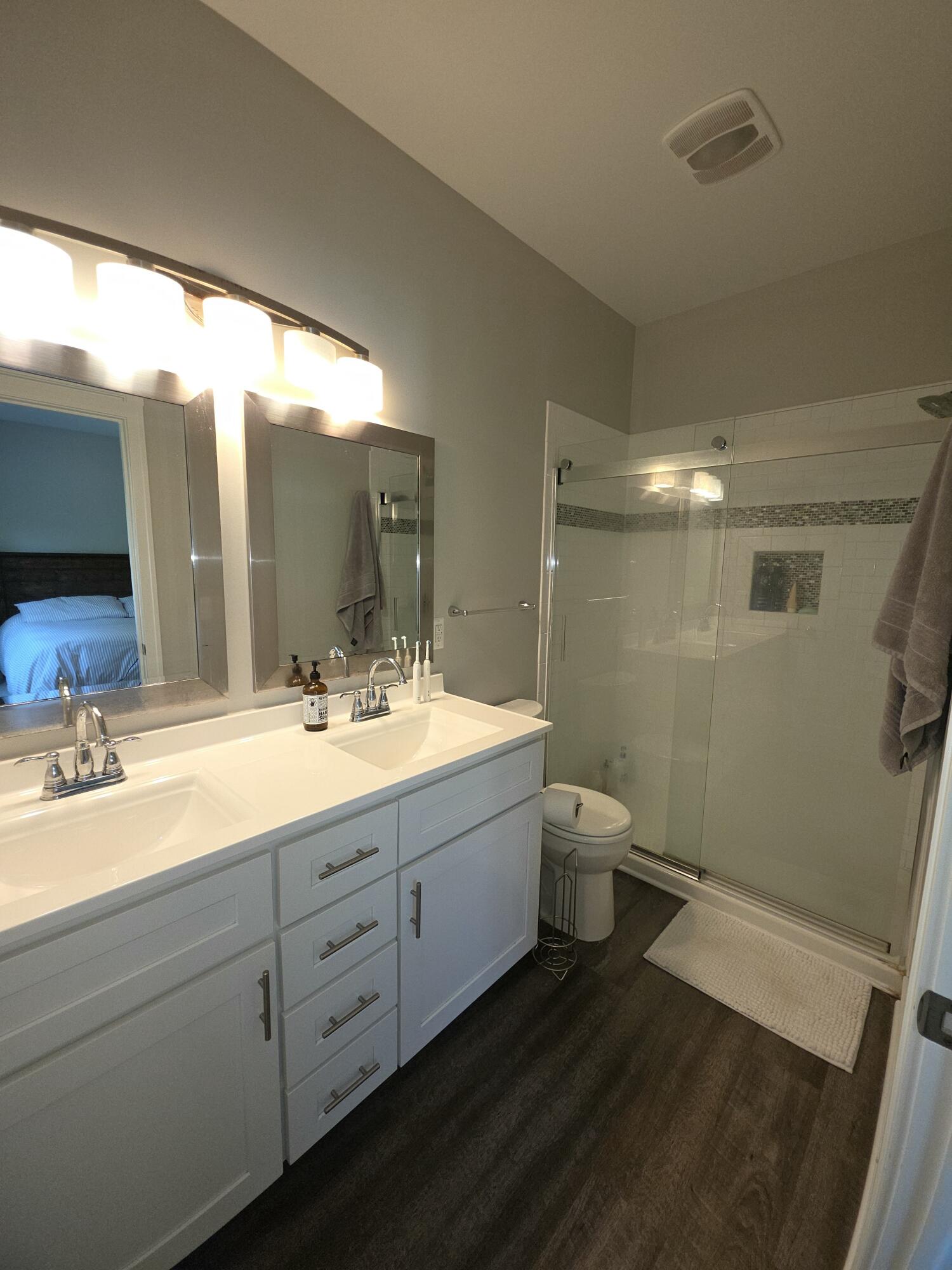 418 W Ellen Street Fenton MI 48430