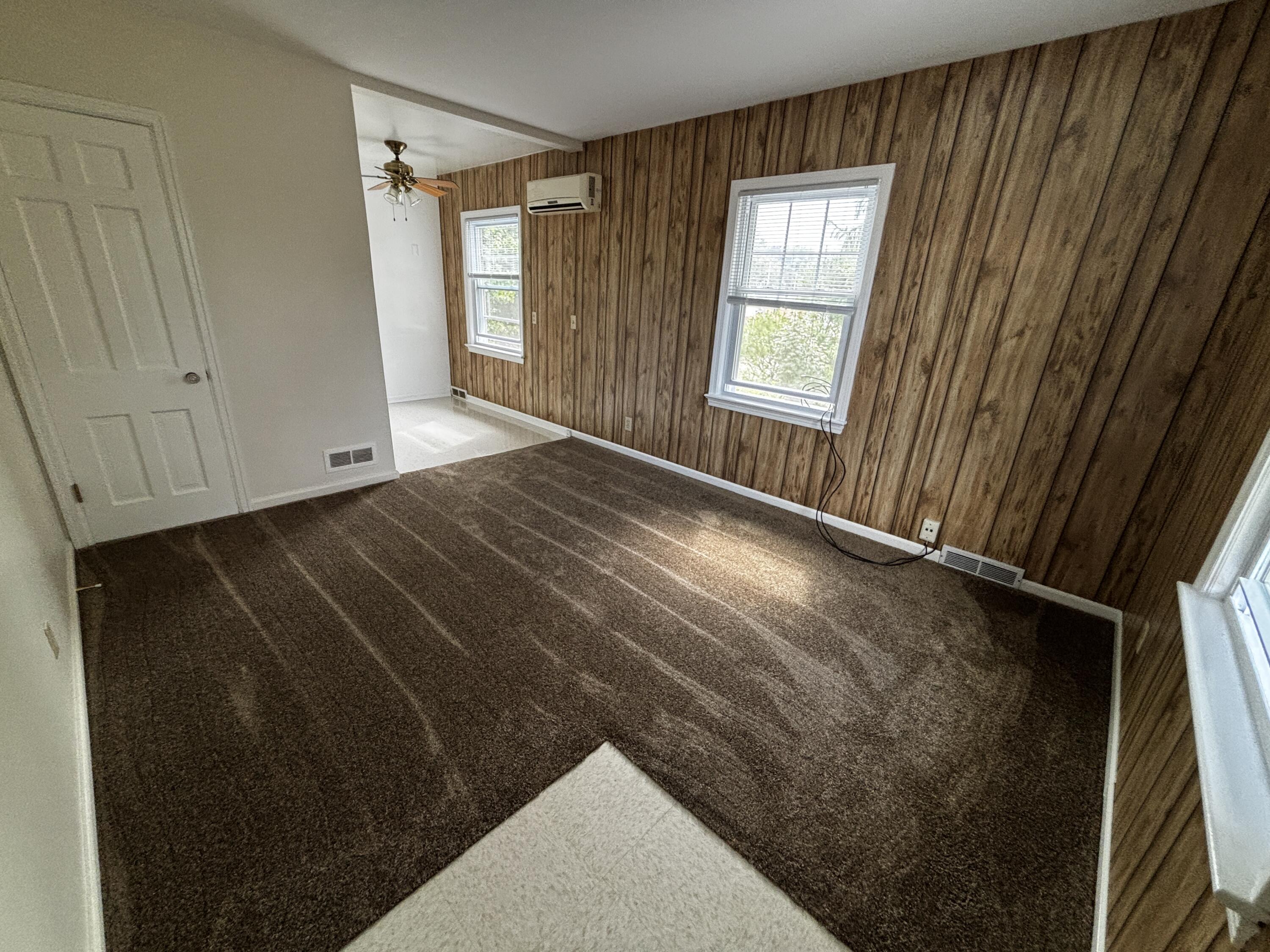 142 N Riverview Drive Kalamazoo MI 49004