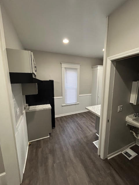836 SE Sherman Street SE Grand Rapids MI 49506
