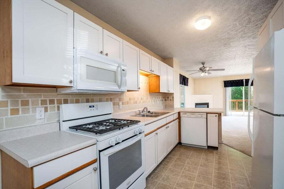 970 Ada Place Drive SE Grand Rapids MI 49546