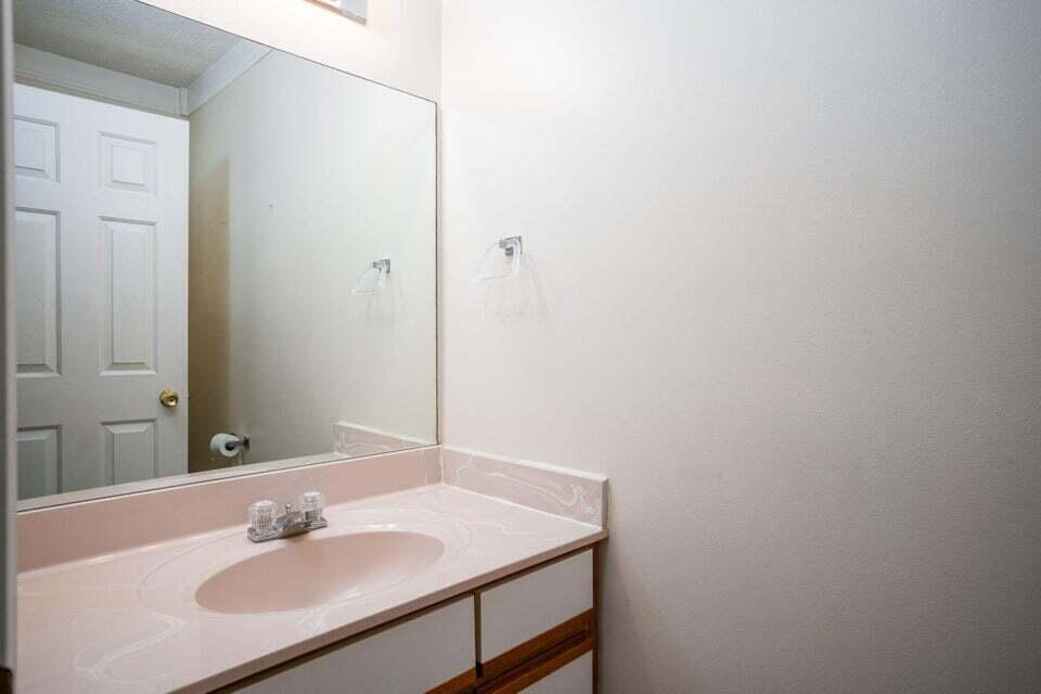 970 Ada Place Drive SE Grand Rapids MI 49546
