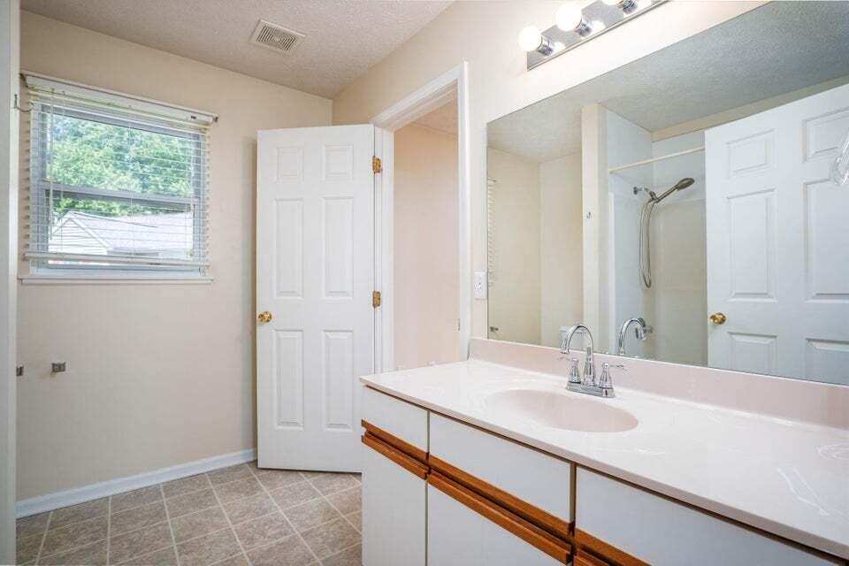 970 Ada Place Drive SE Grand Rapids MI 49546