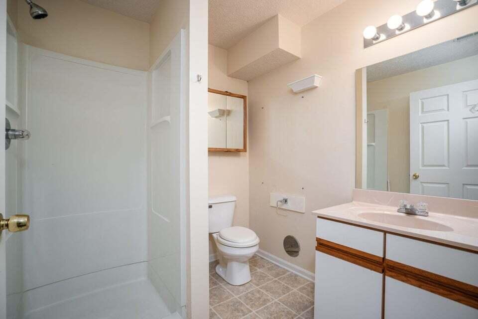 970 Ada Place Drive SE Grand Rapids MI 49546