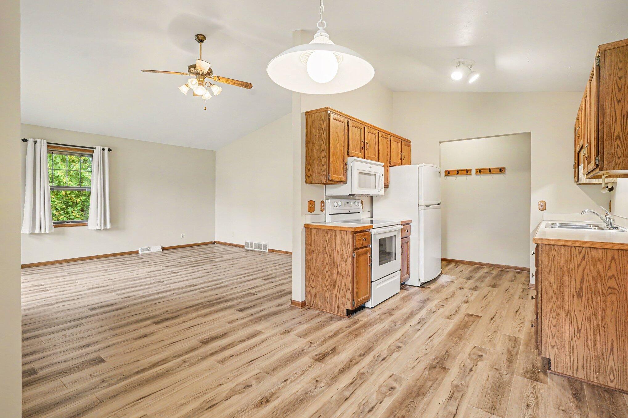 917 Ottawa Avenue Holland MI 49423