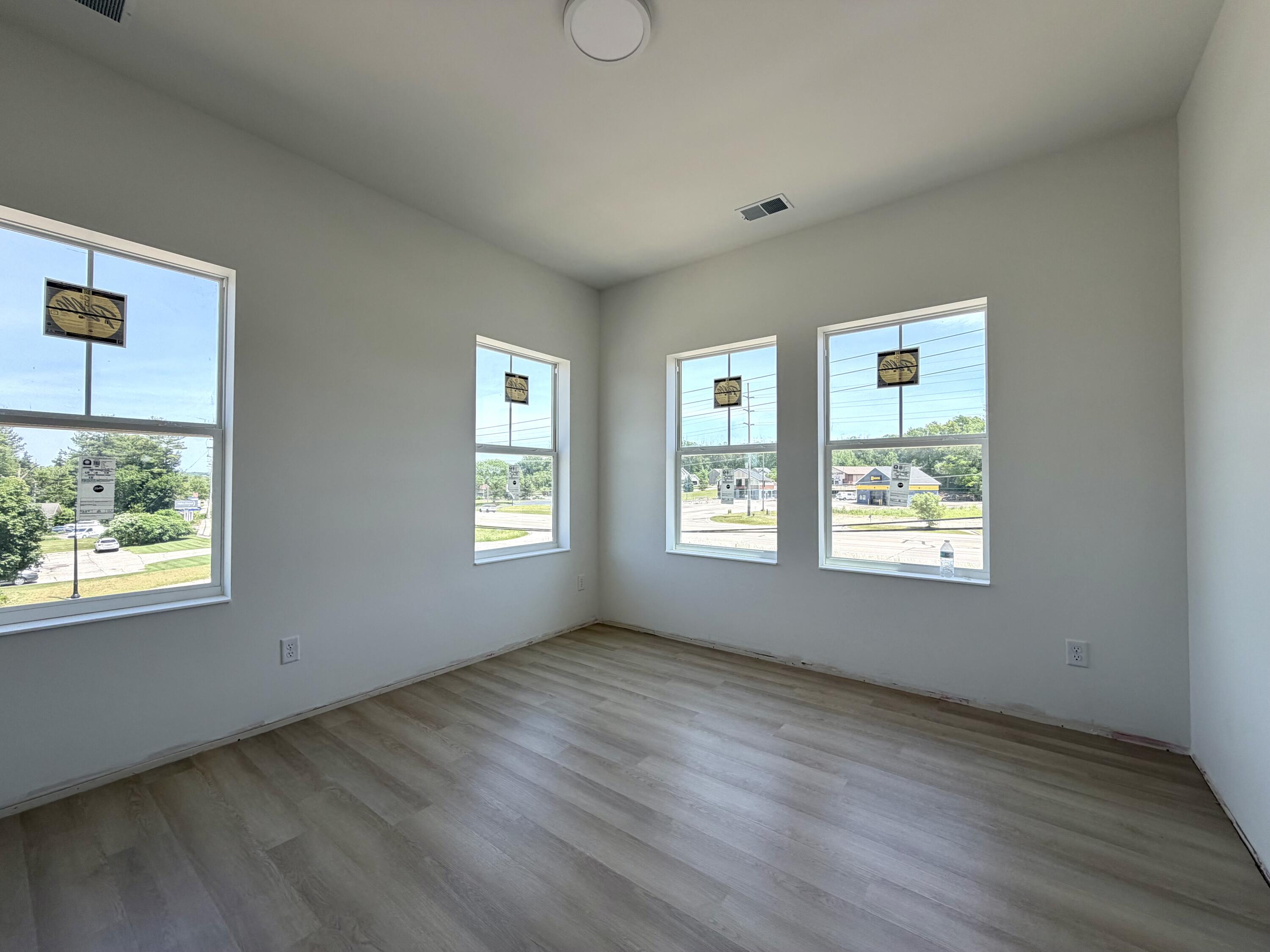 4965 Plainfield Avenue NE Grand Rapids MI 49525