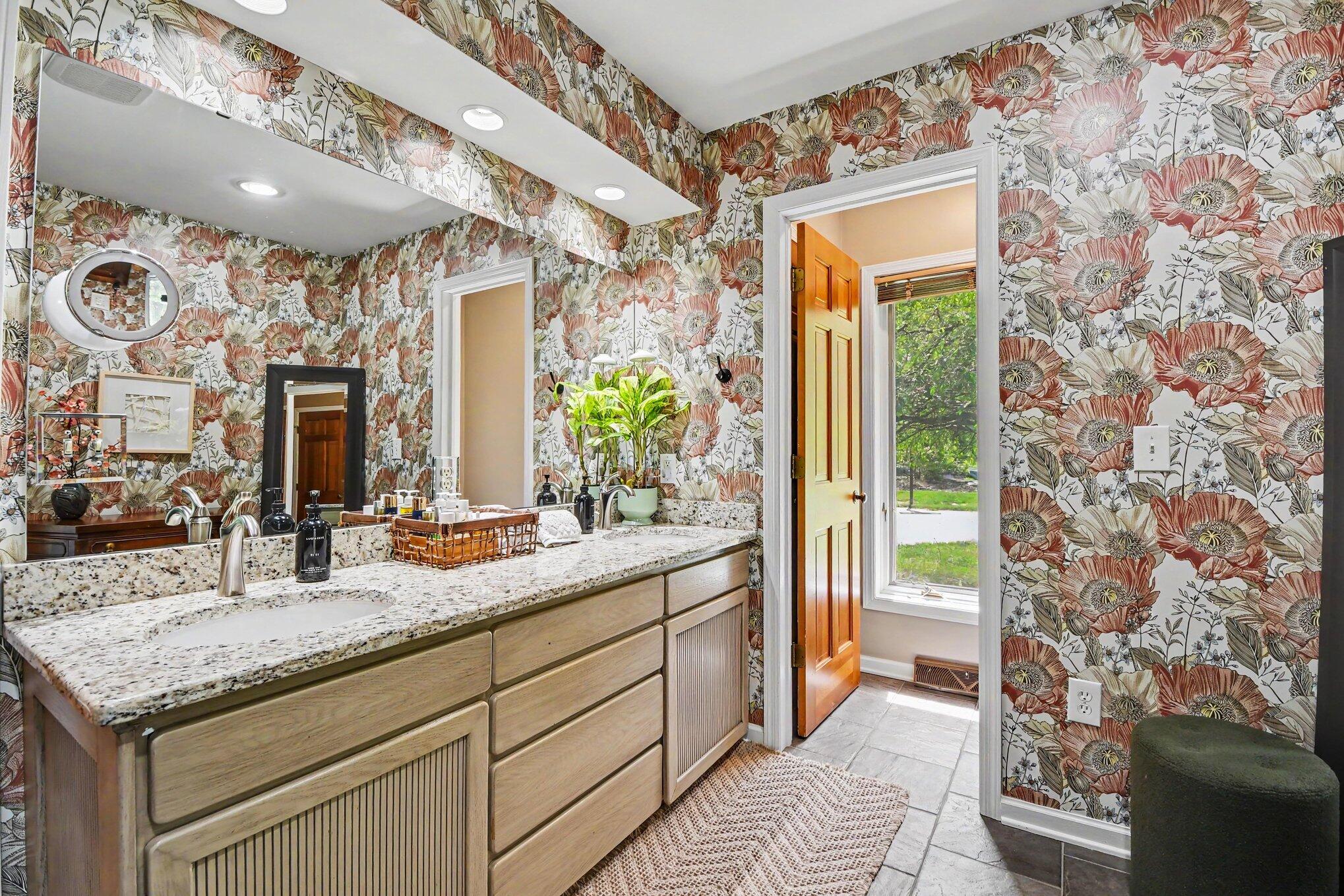 7463 Whispering Ridge Street SE Grand Rapids MI 49546