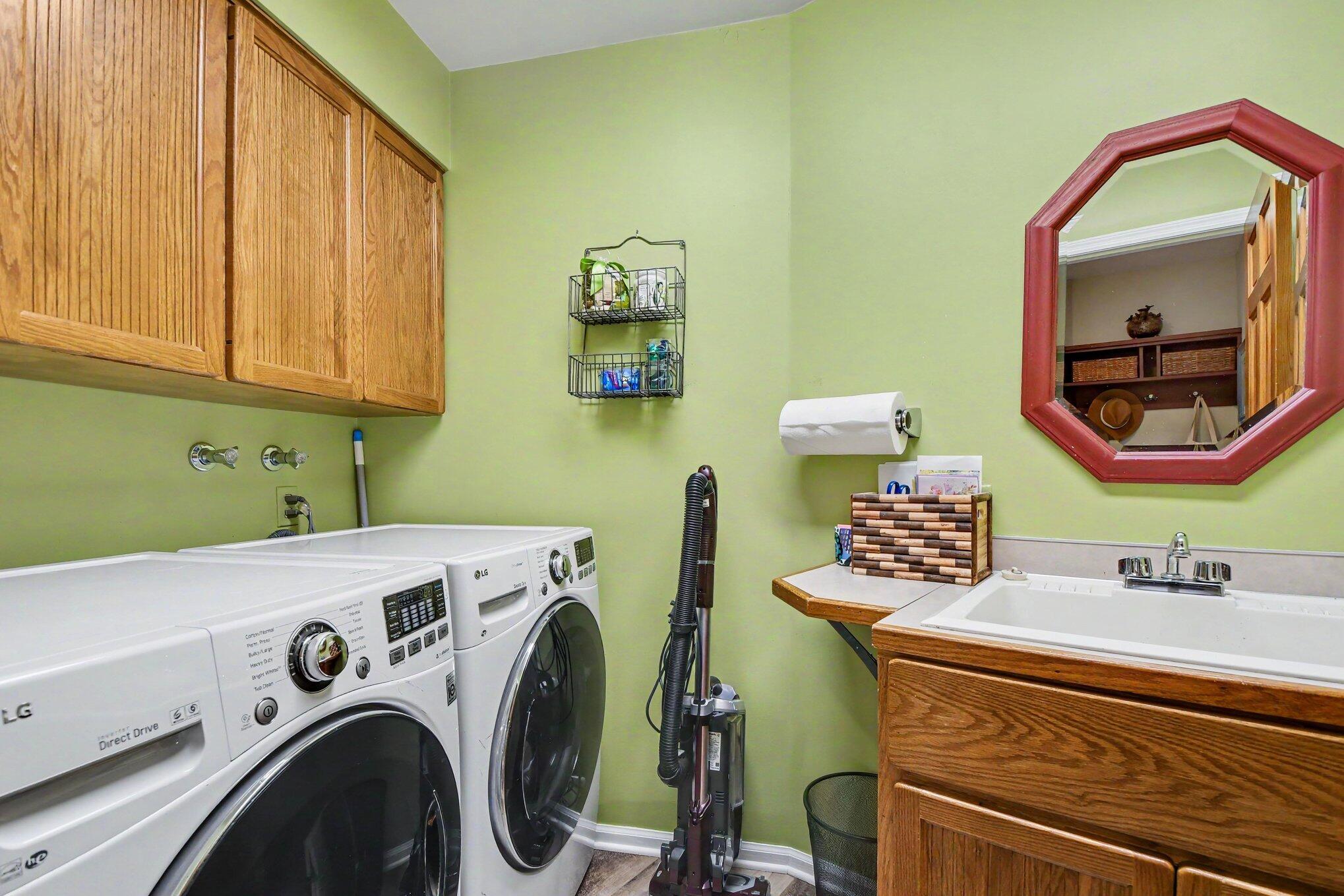 7463 Whispering Ridge Street SE Grand Rapids MI 49546