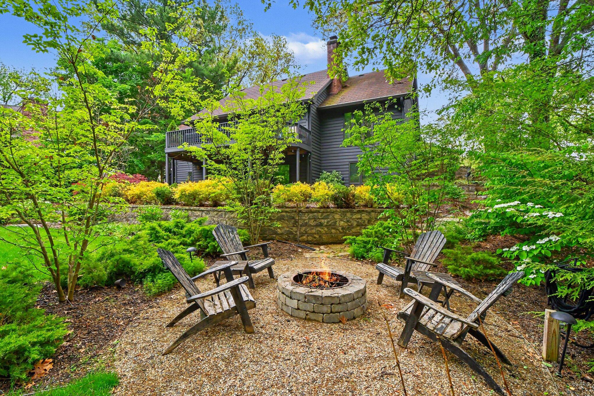 7463 Whispering Ridge Street SE Grand Rapids MI 49546