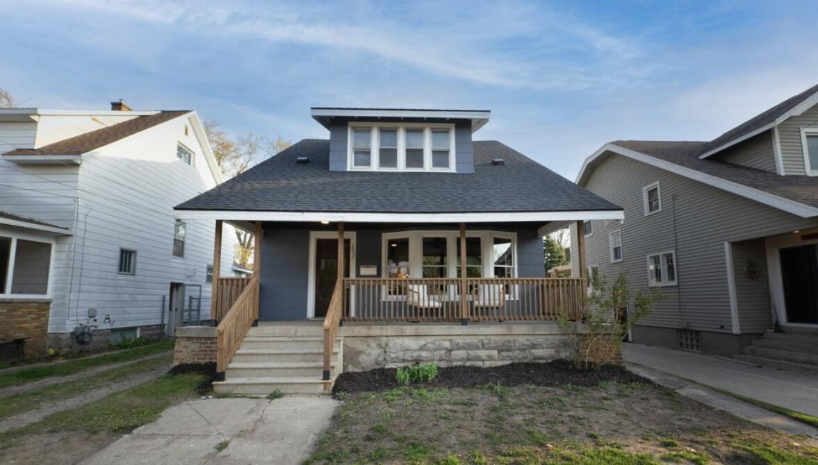 1047 Fountain Street NE Grand Rapids MI 49503