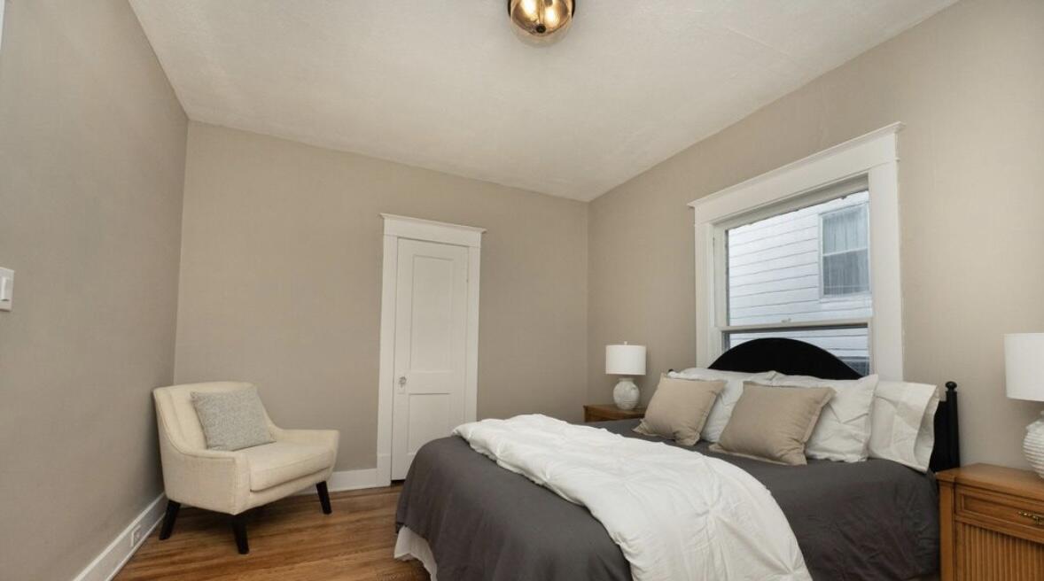 1047 Fountain Street NE Grand Rapids MI 49503